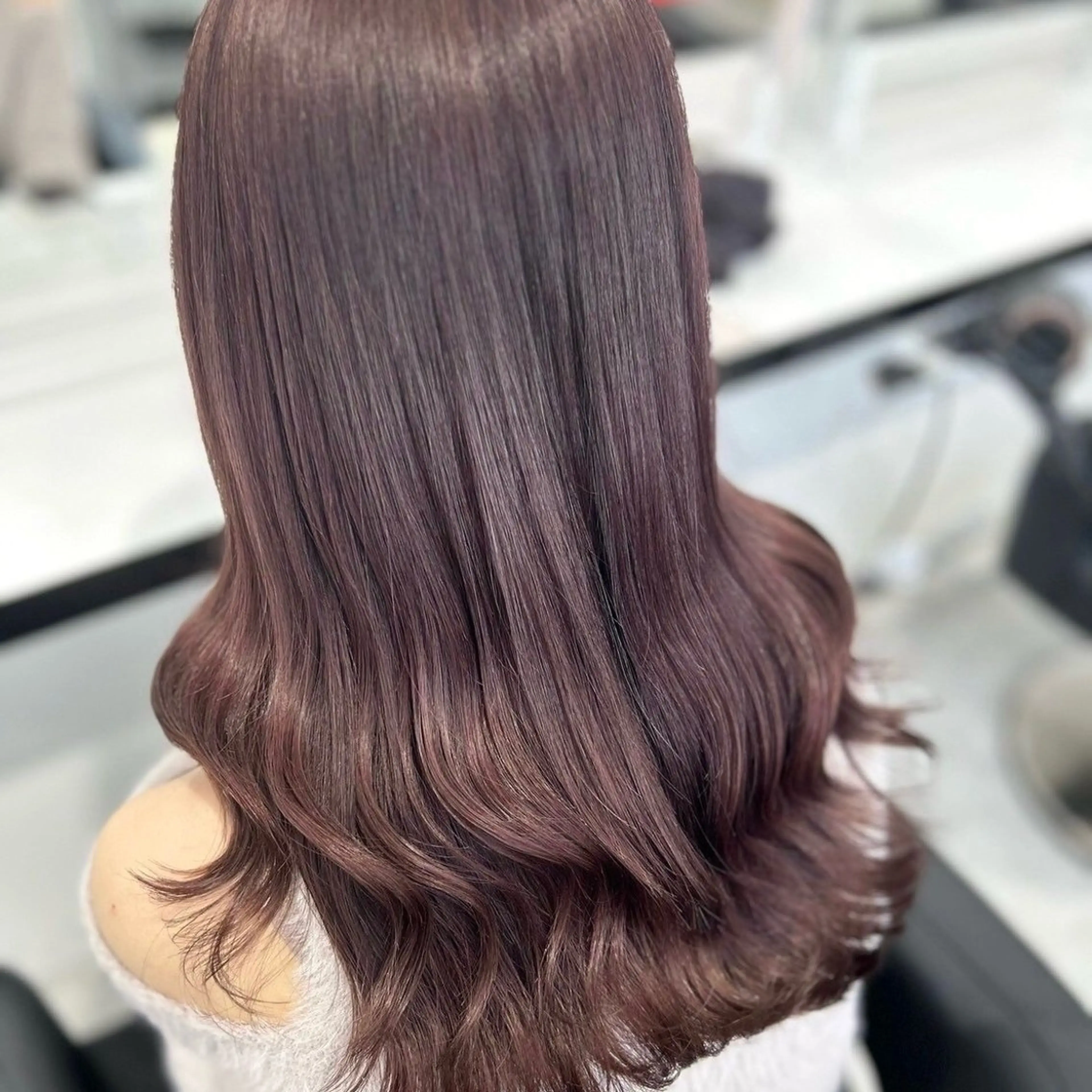 セミロング カット ヘアカラー 🎀🧁ダメージレス 艶髪カラー🧁🎀のヘアスタイル