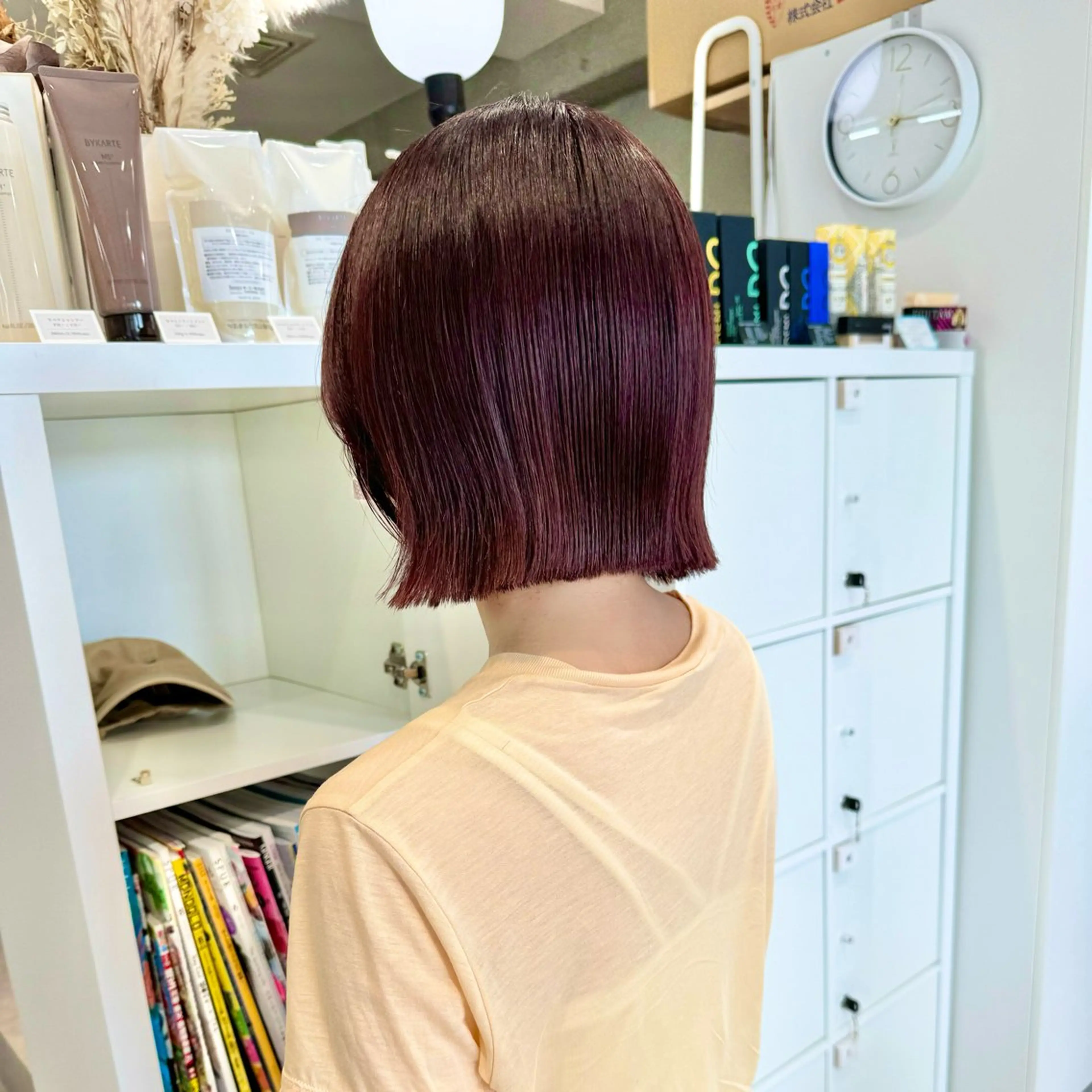 ショート カラー 切りっぱなしボブ オレンジ ボブ 会田有紀 /切りっぱなしボブのヘアスタイル