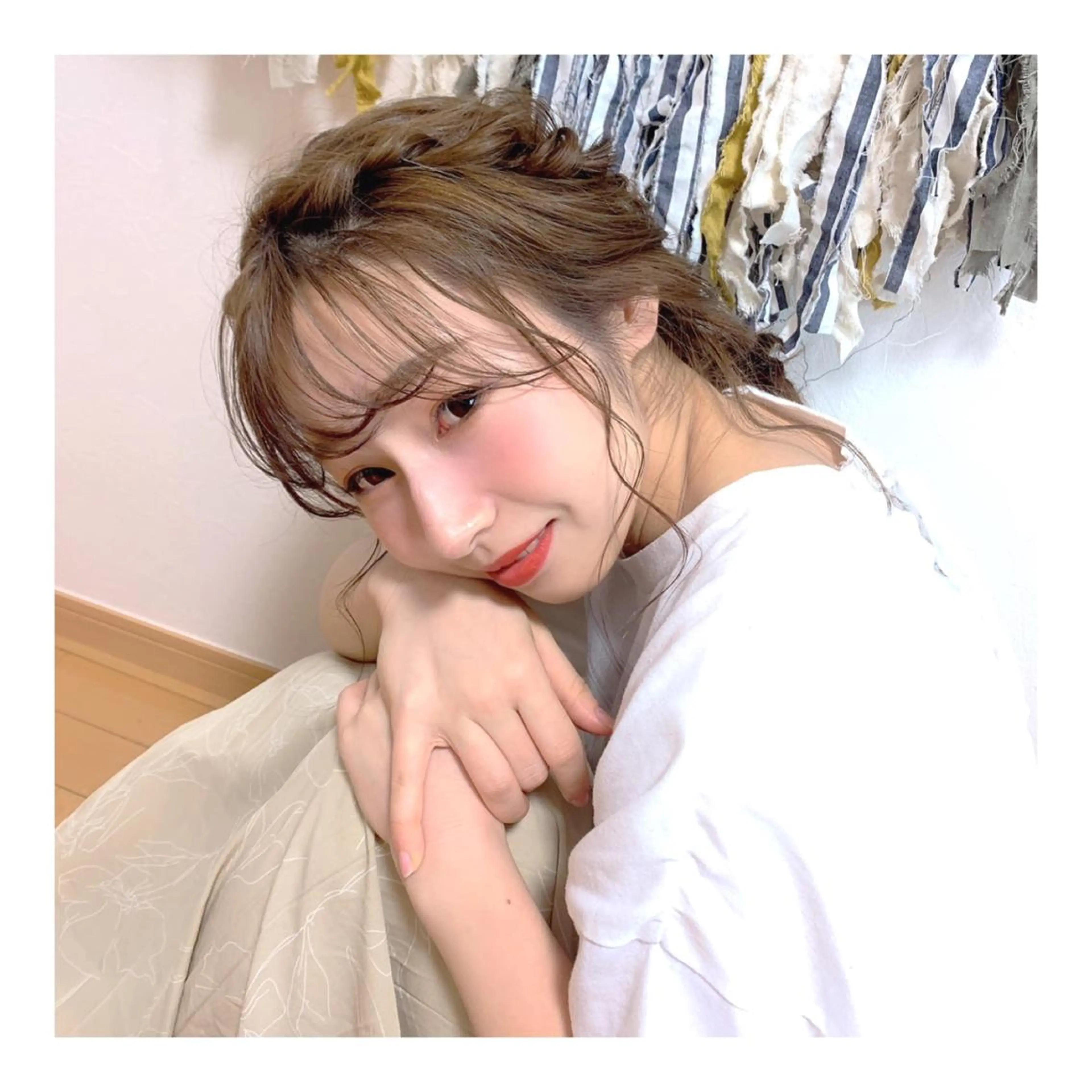 ミディアム ヘアアレンジ ヘアアンドメイクムタ 新居のヘアスタイル