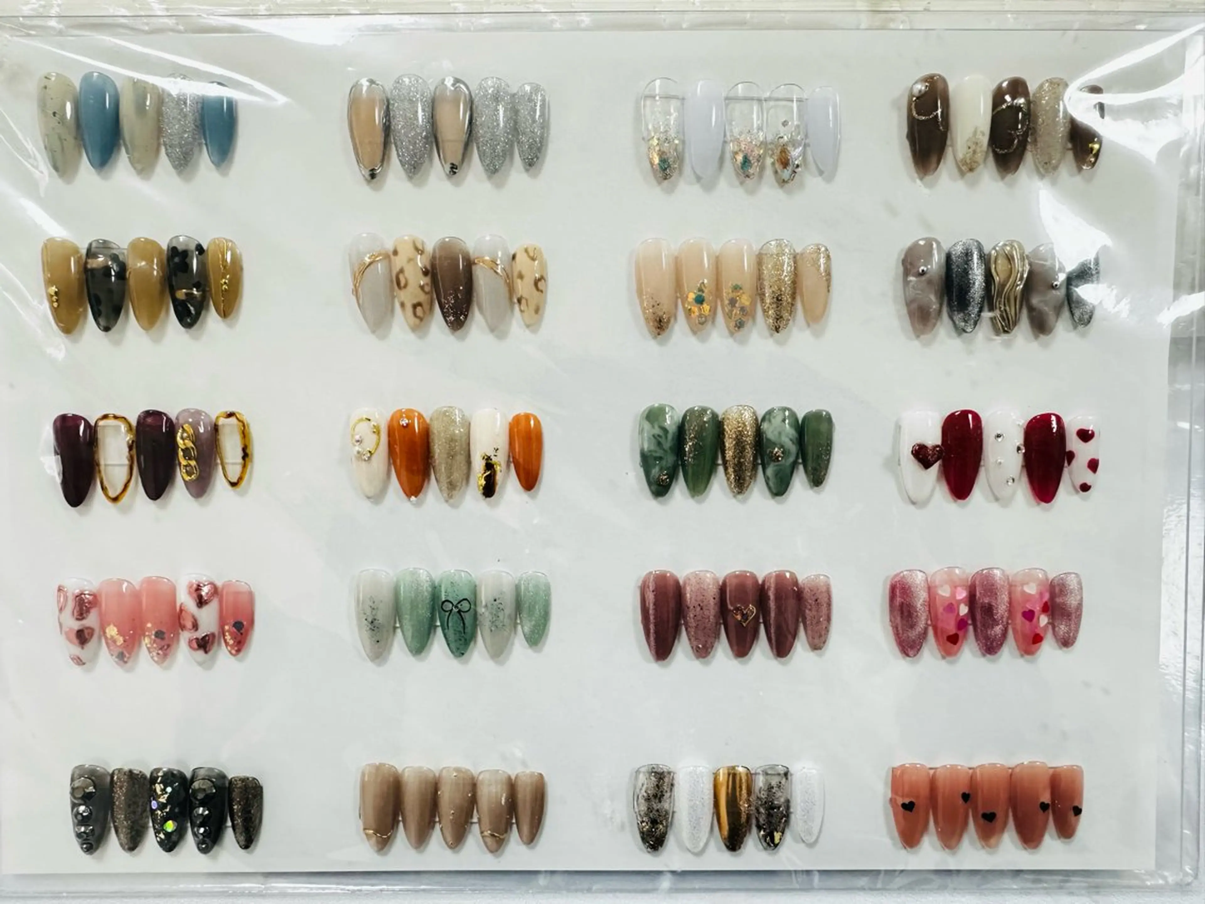 ネイル Moon’s 🌙 nailのネイルデザイン