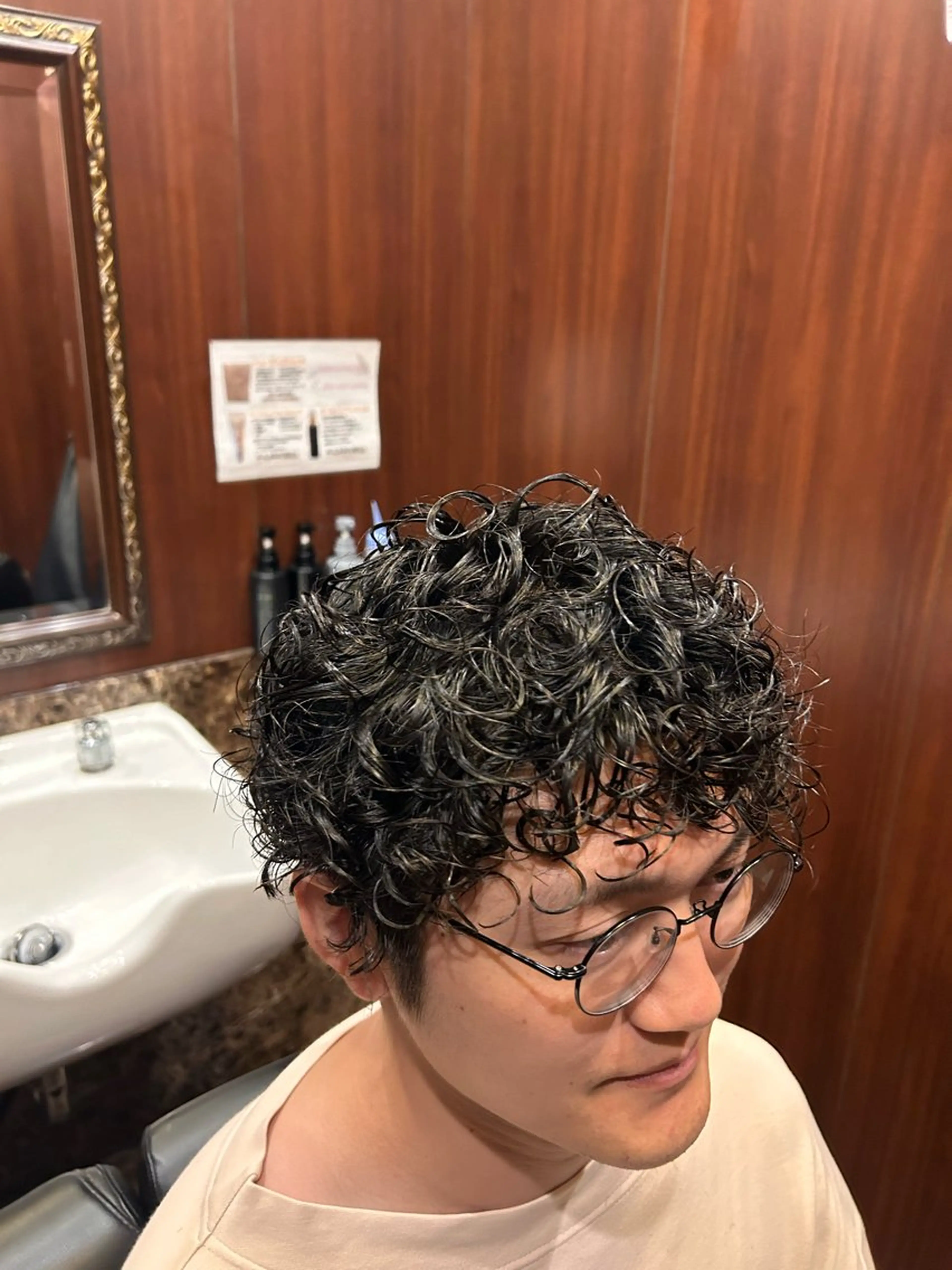 パーマ メンズ ヒロ銀座ヘアーサロン恵比寿店所属・💈下川 恭平💈のヘアスタイル