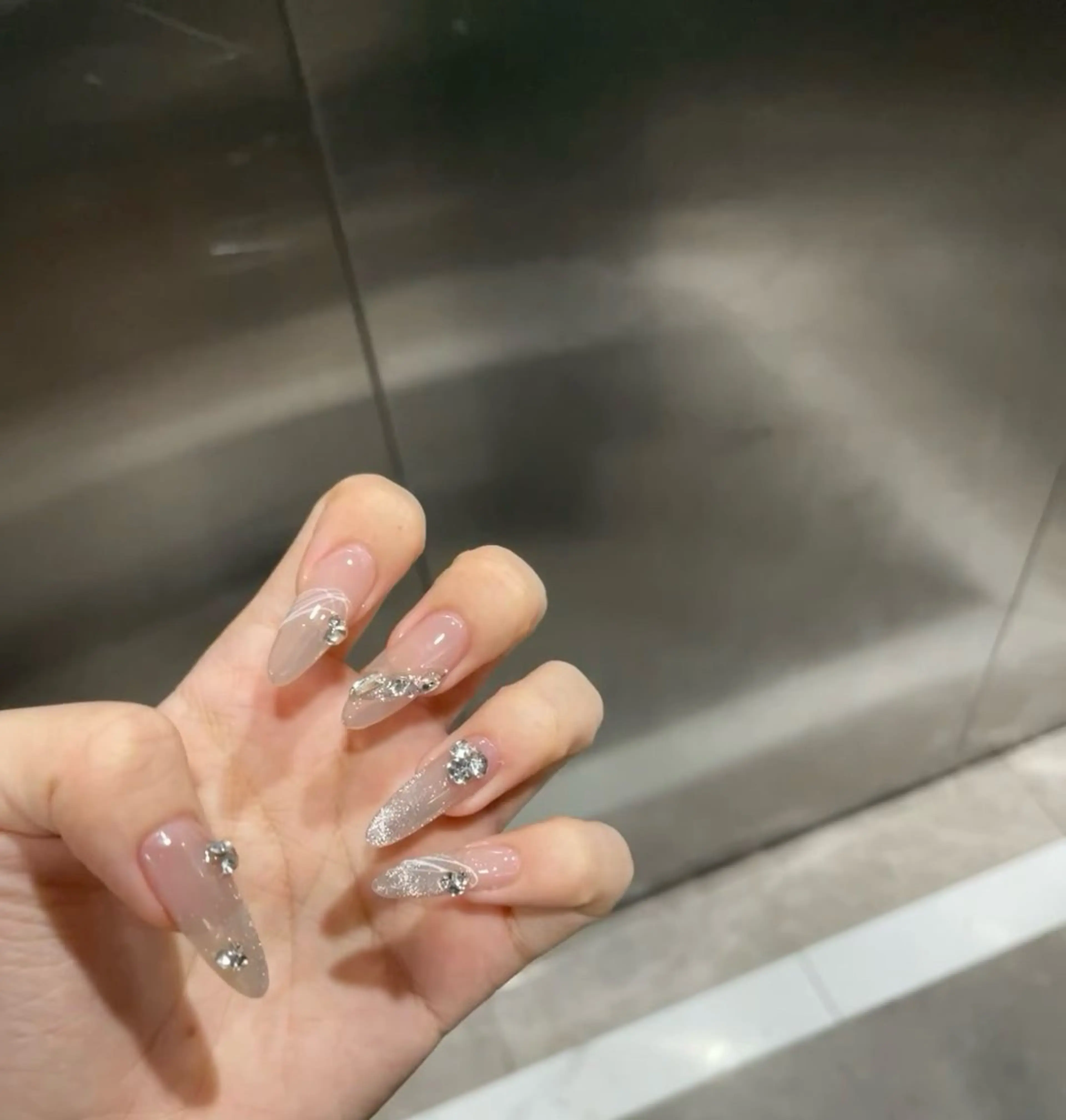 ネイル u1salon所属・ゆい ユイのネイルデザイン