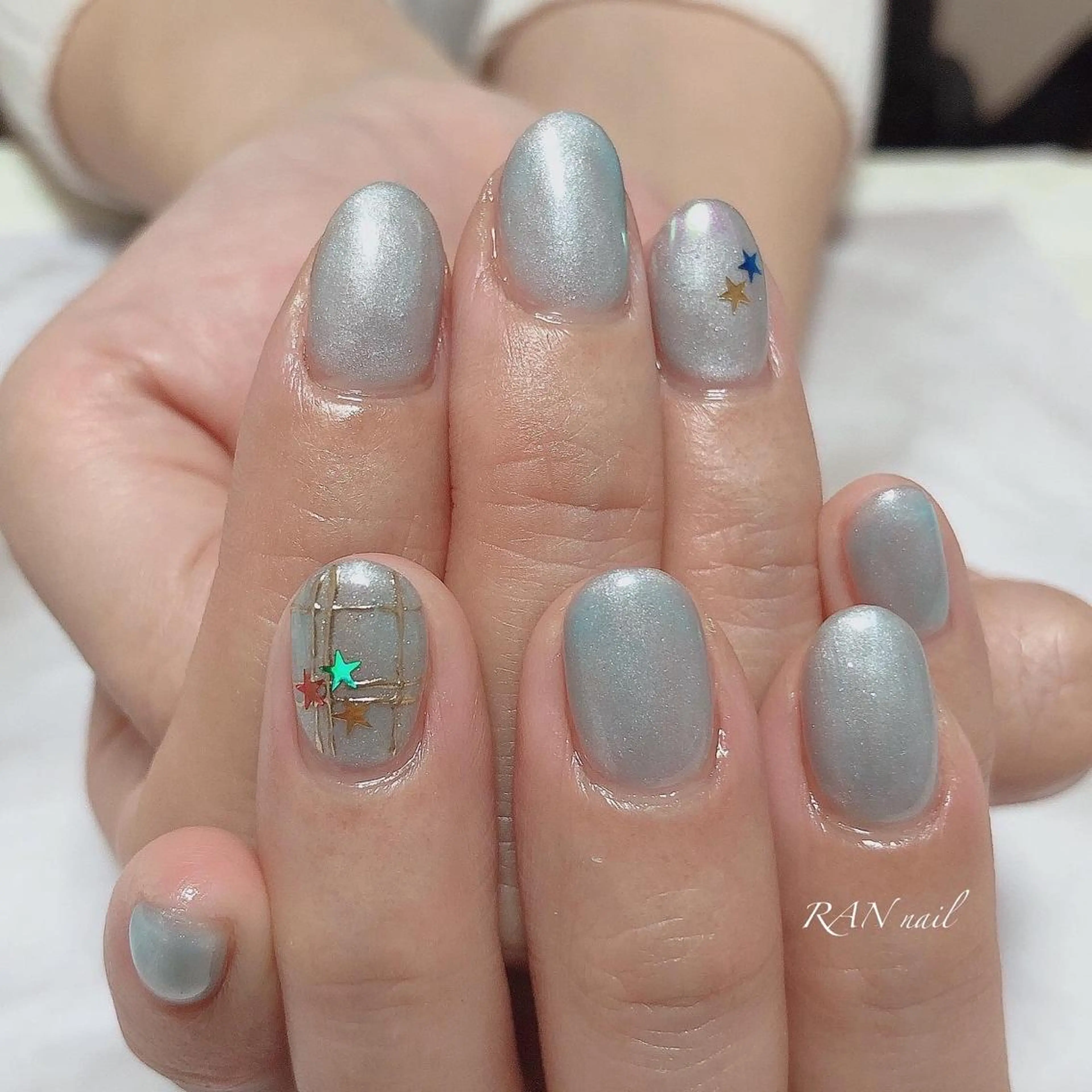 ネイル オーロラネイル フレンチネイル キラキラネイル ラメ(グリッター) ミラーネイル ハンドネイル フットネイル RAN nail 〜ランネイル〜所属・RAN nailのネイルデザイン