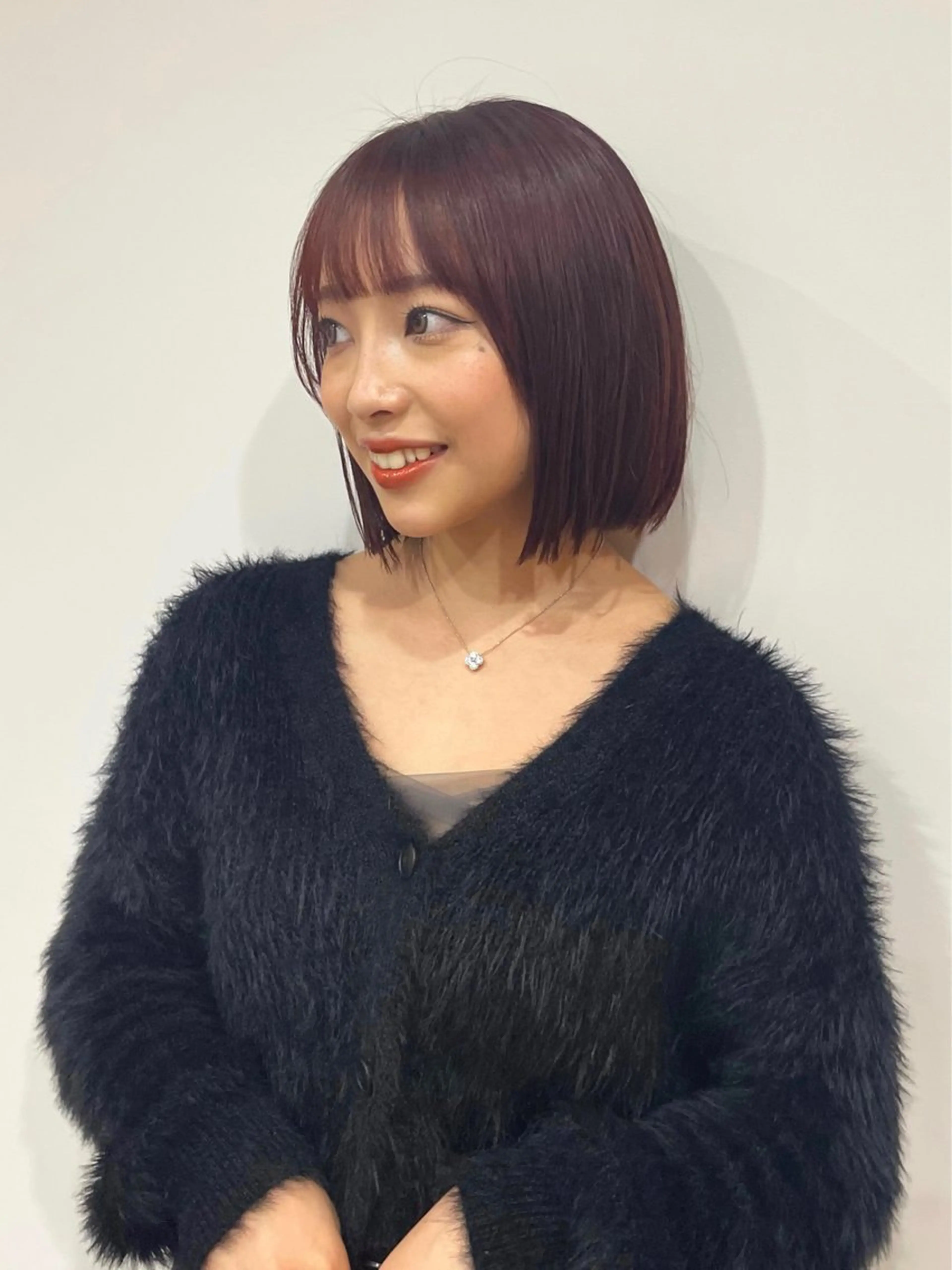 ミディアム カラー ブリーチ ブラウンカラー ブリーチなしカラー ピンクカラー ピンクブラウン カット ヘアカラー トリートメント 真弓 理沙のヘアスタイル