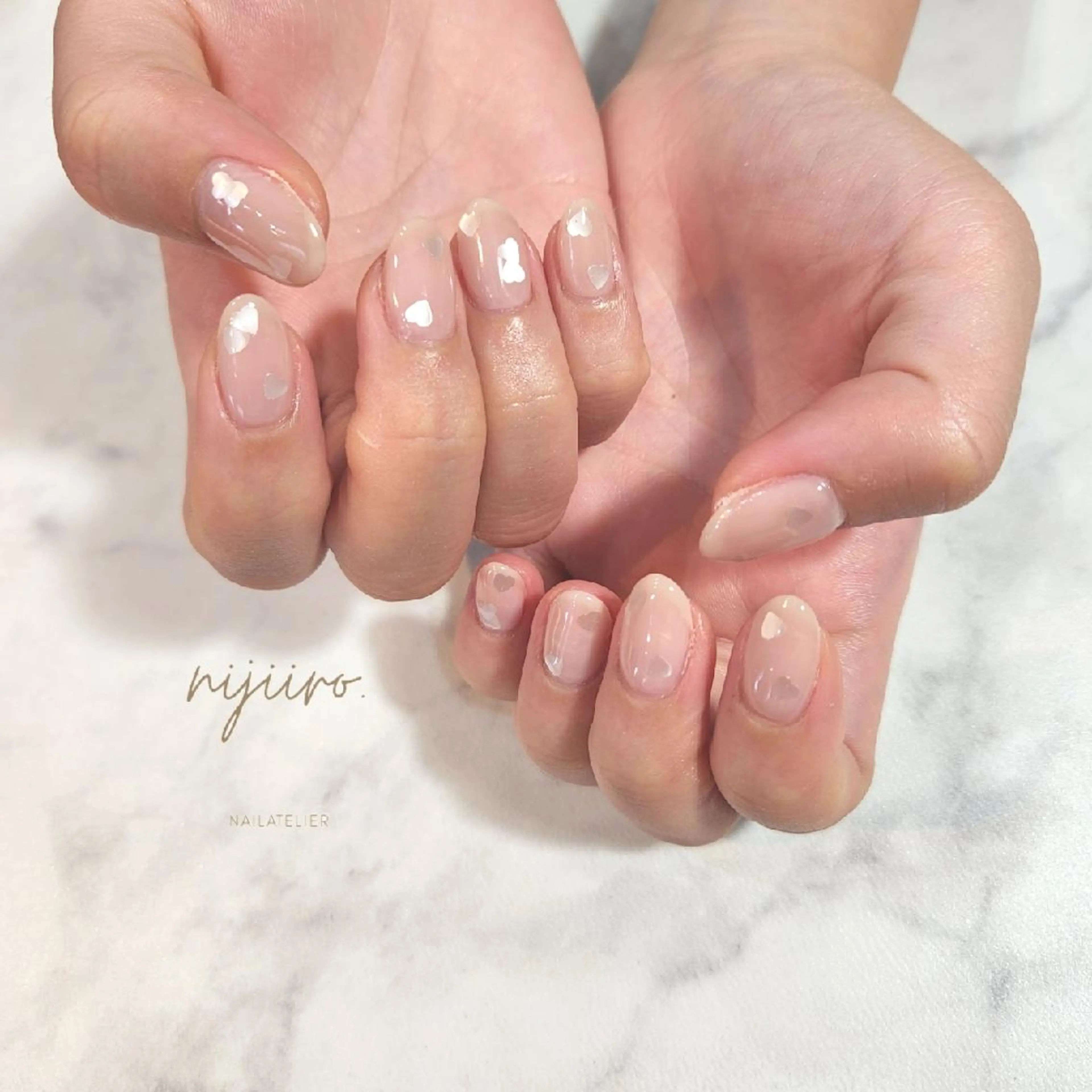 ネイル ハート ハンドネイル nailatelier nijiiro.所属・nijiiro🌈 サトウのネイルデザイン