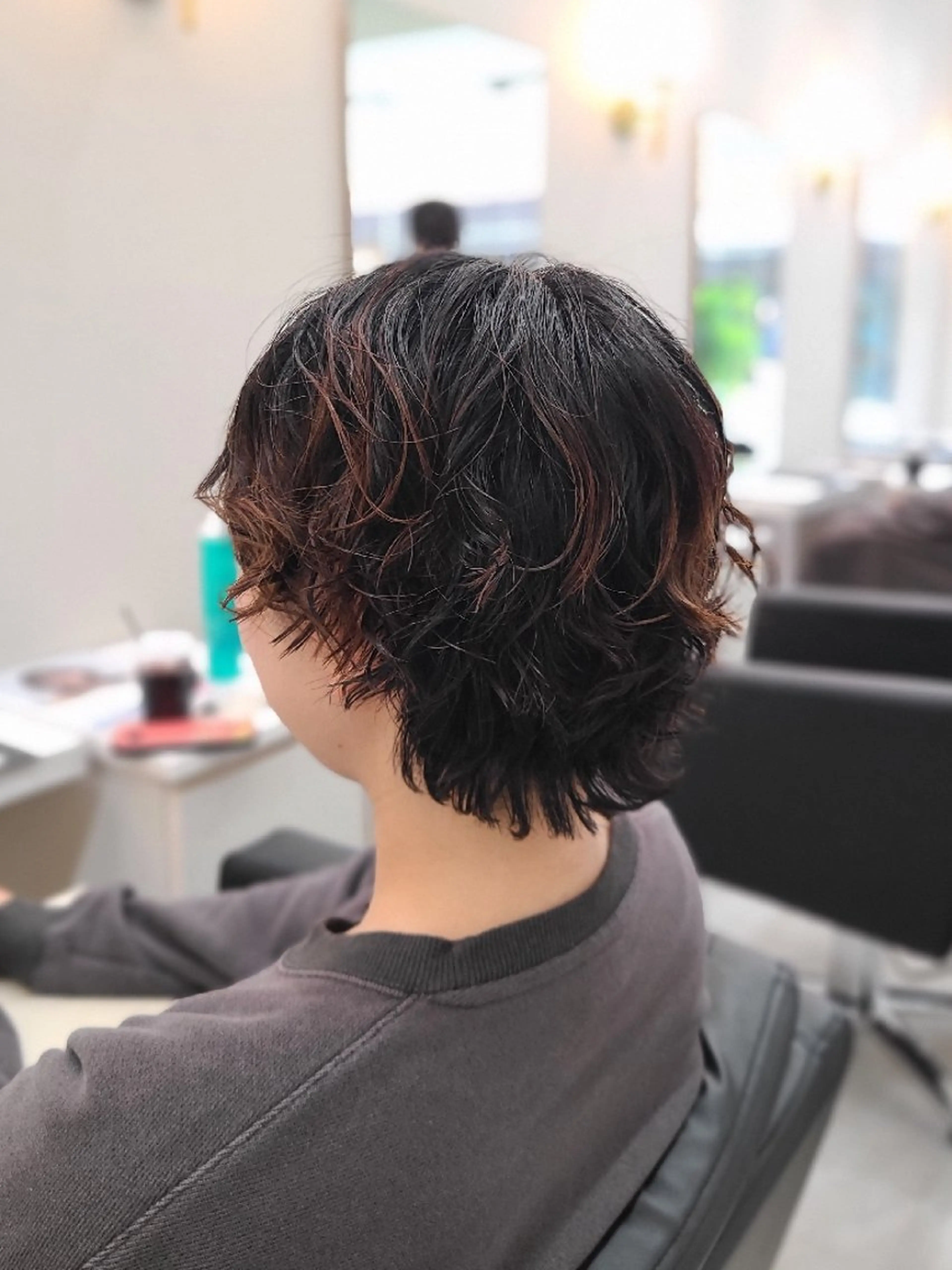 ショート パーマ ショートヘア カット パーマ 桐島 令奈のヘアスタイル