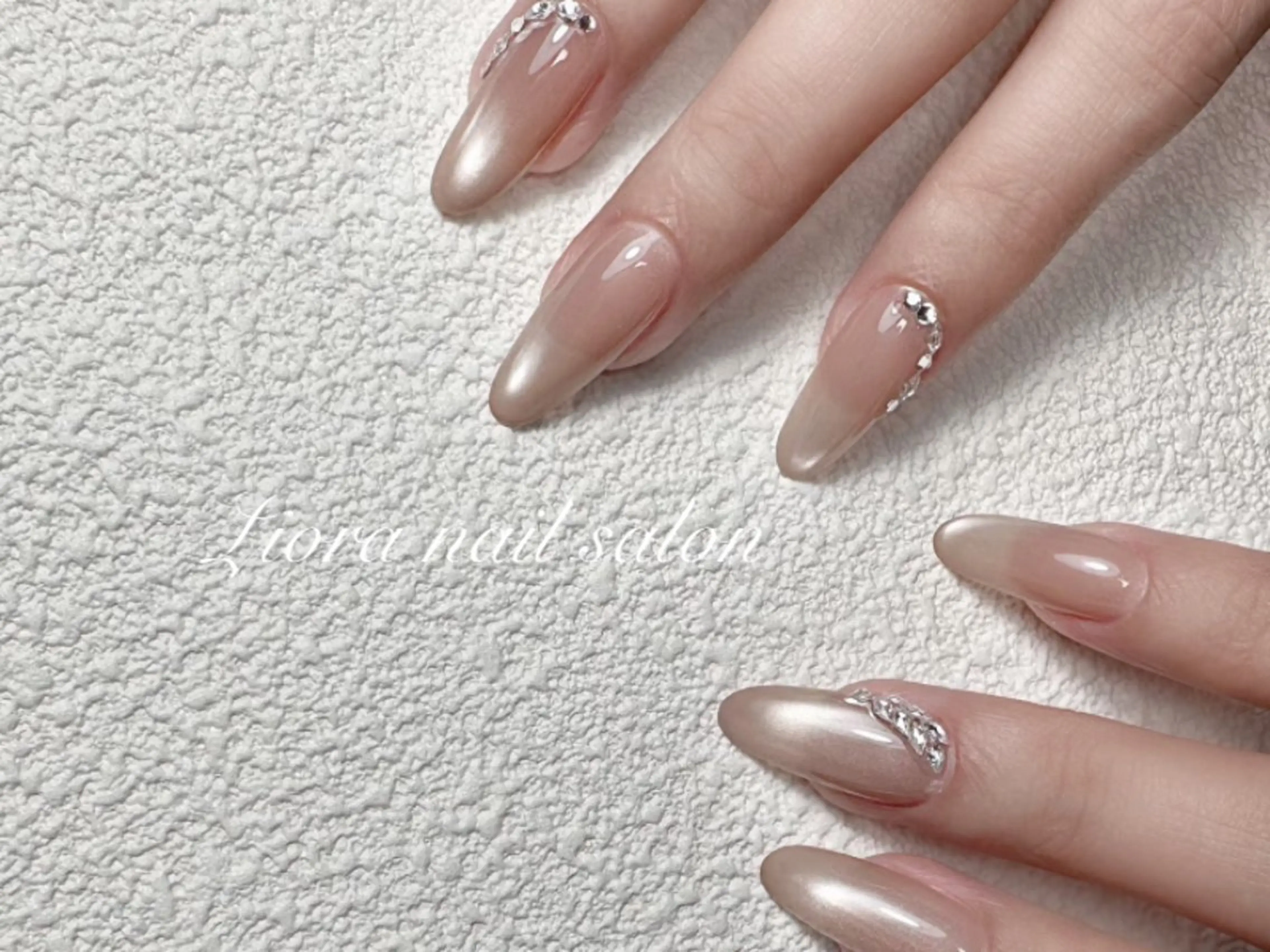 ネイル アートネイル フレンチネイル ジェルネイル ガーリー グラデーション ハンドネイル Liora nail スカルプ専門店のネイルデザイン