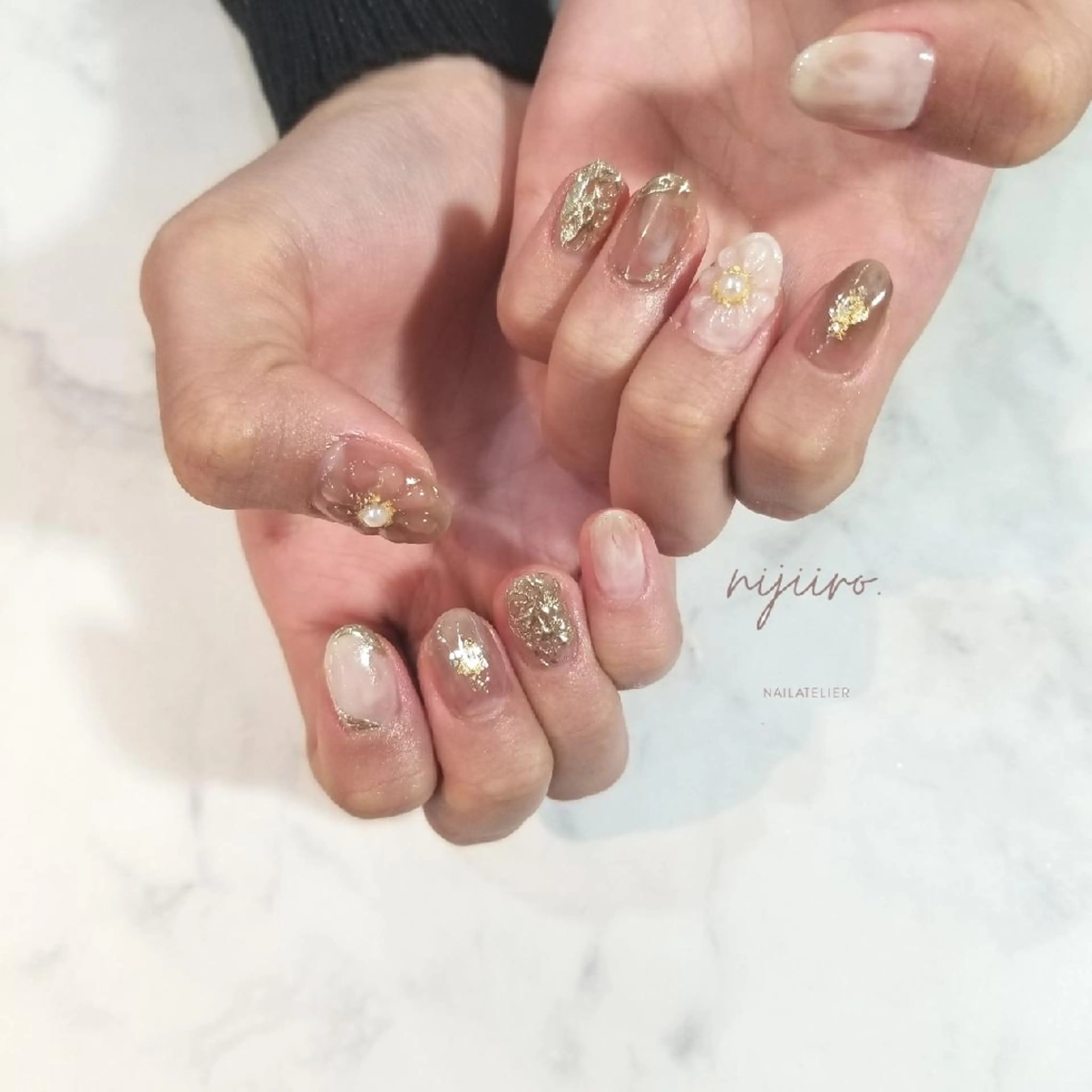 ネイル ハンドネイル nailatelier nijiiro.所属・nijiiro🌈 サトウのネイルデザイン