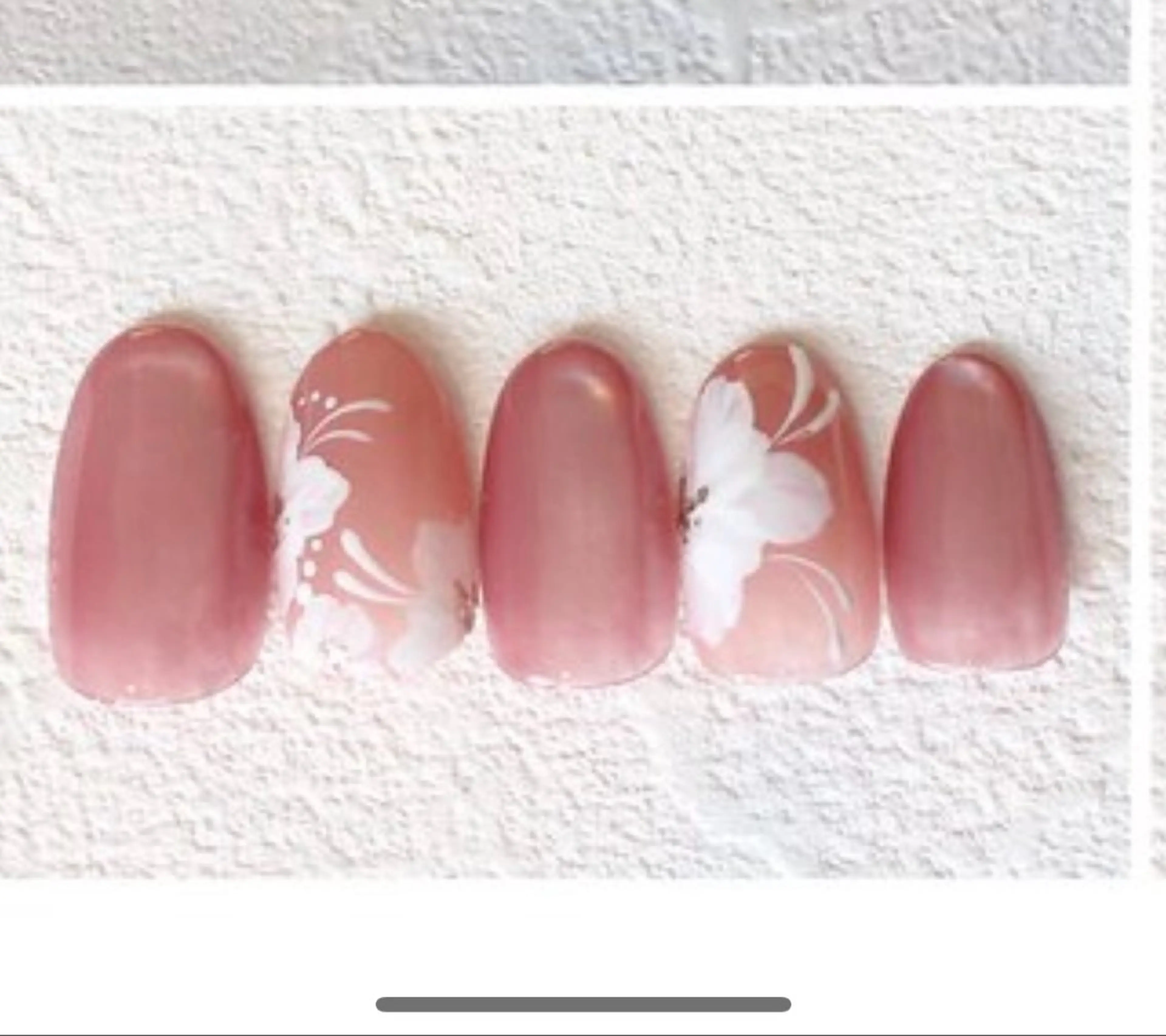 ネイル クレアラルーチェ大分中央町所属・Nail Honokaのネイルデザイン