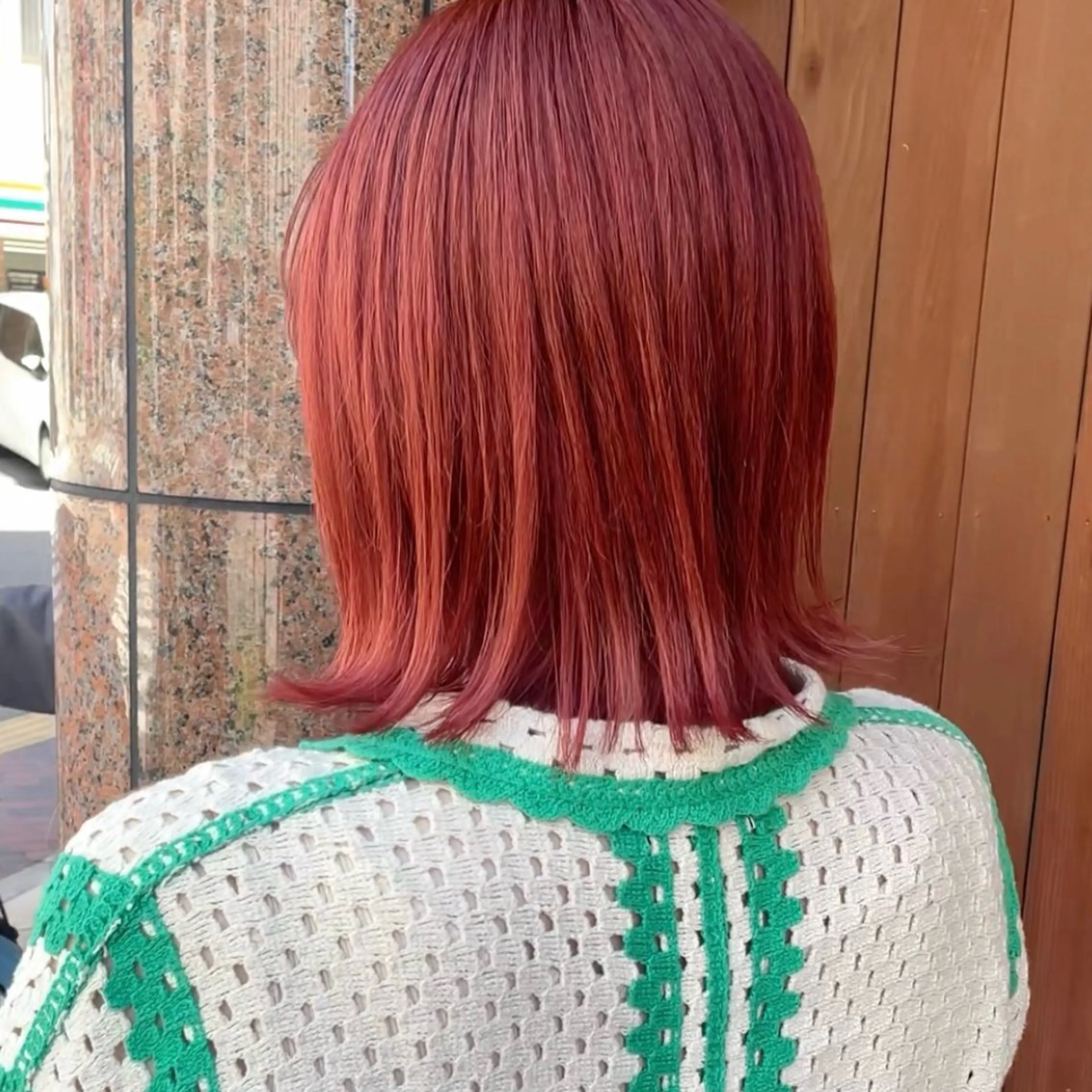 ショート カラー ブリーチ オレンジ オレンジピンク ピンクカラー 鈴木 美穂のヘアスタイル