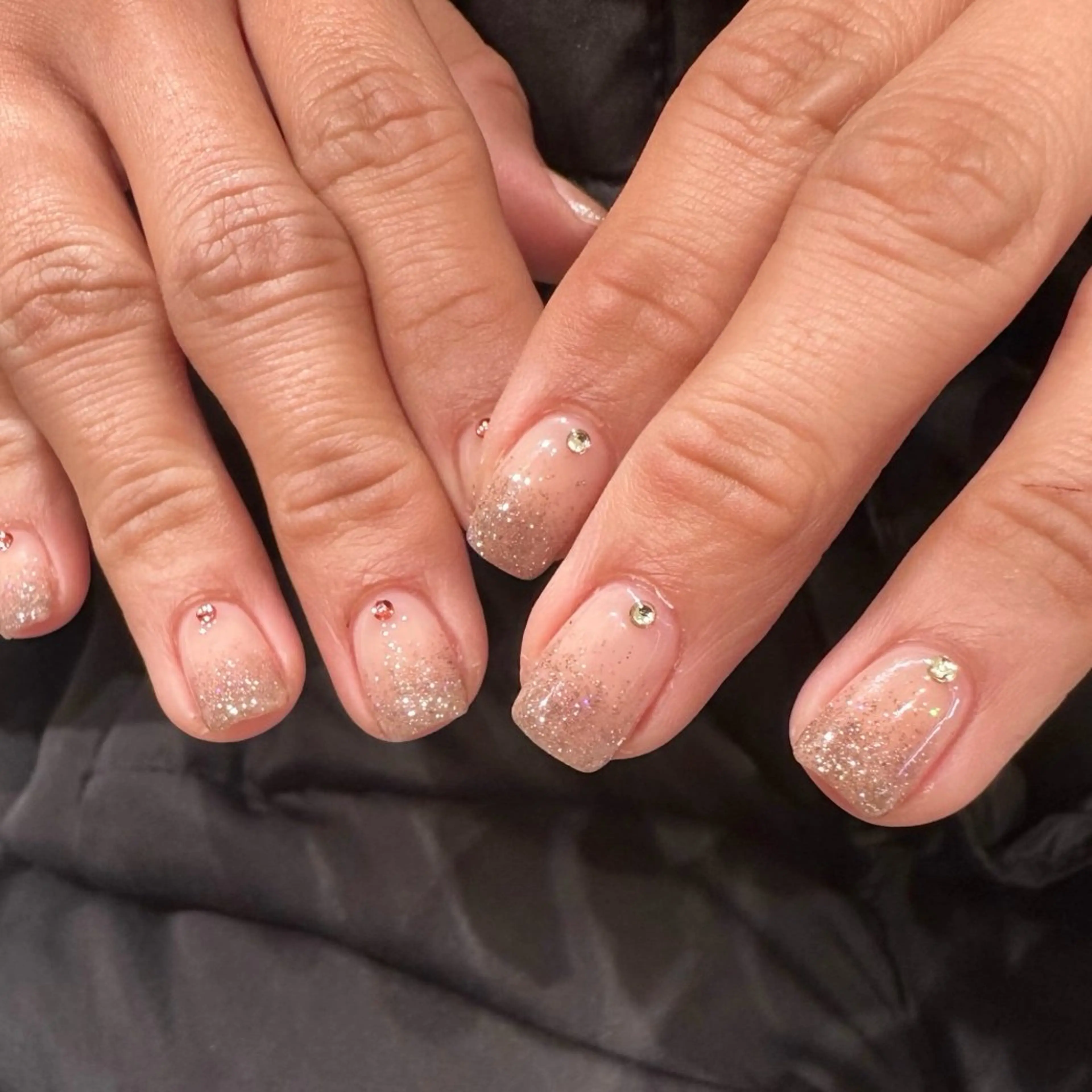 ネイル 椎葉 麻里矢のネイルデザイン