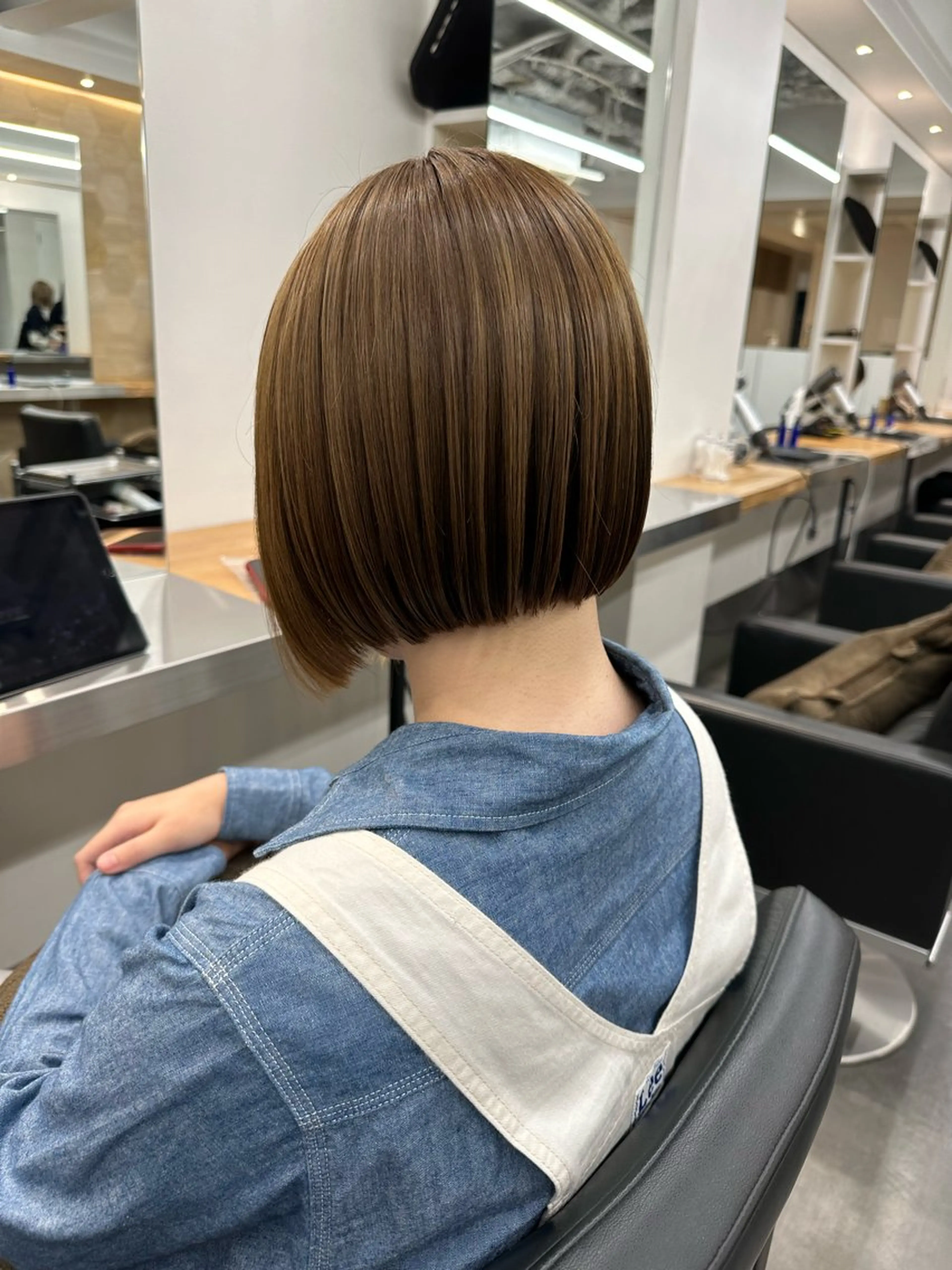 ショート 縮毛矯正 美容室のヘアスタイル