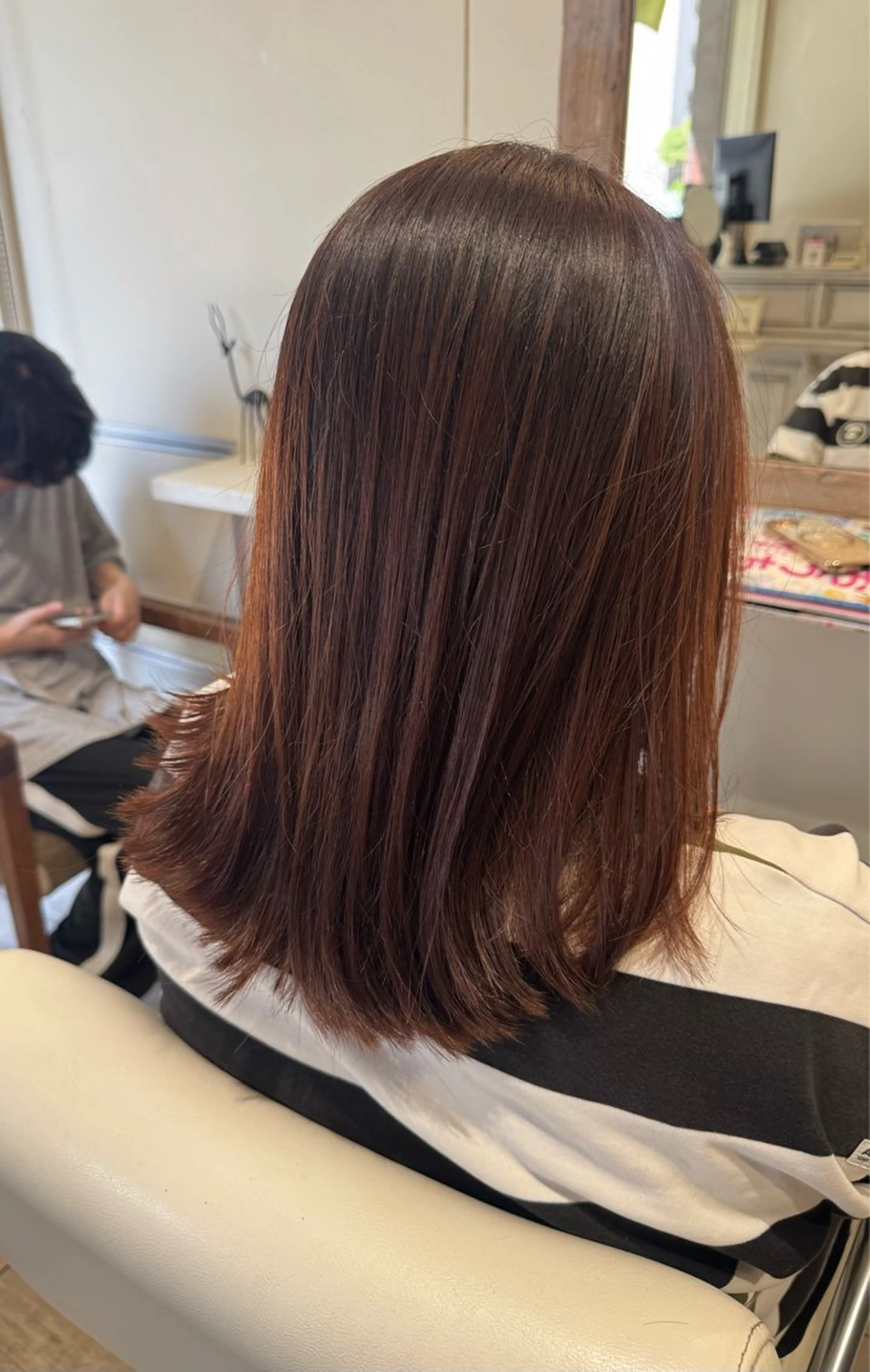 ミディアム カット ヘアカラー NICCOLO室見 Erinaのヘアスタイル