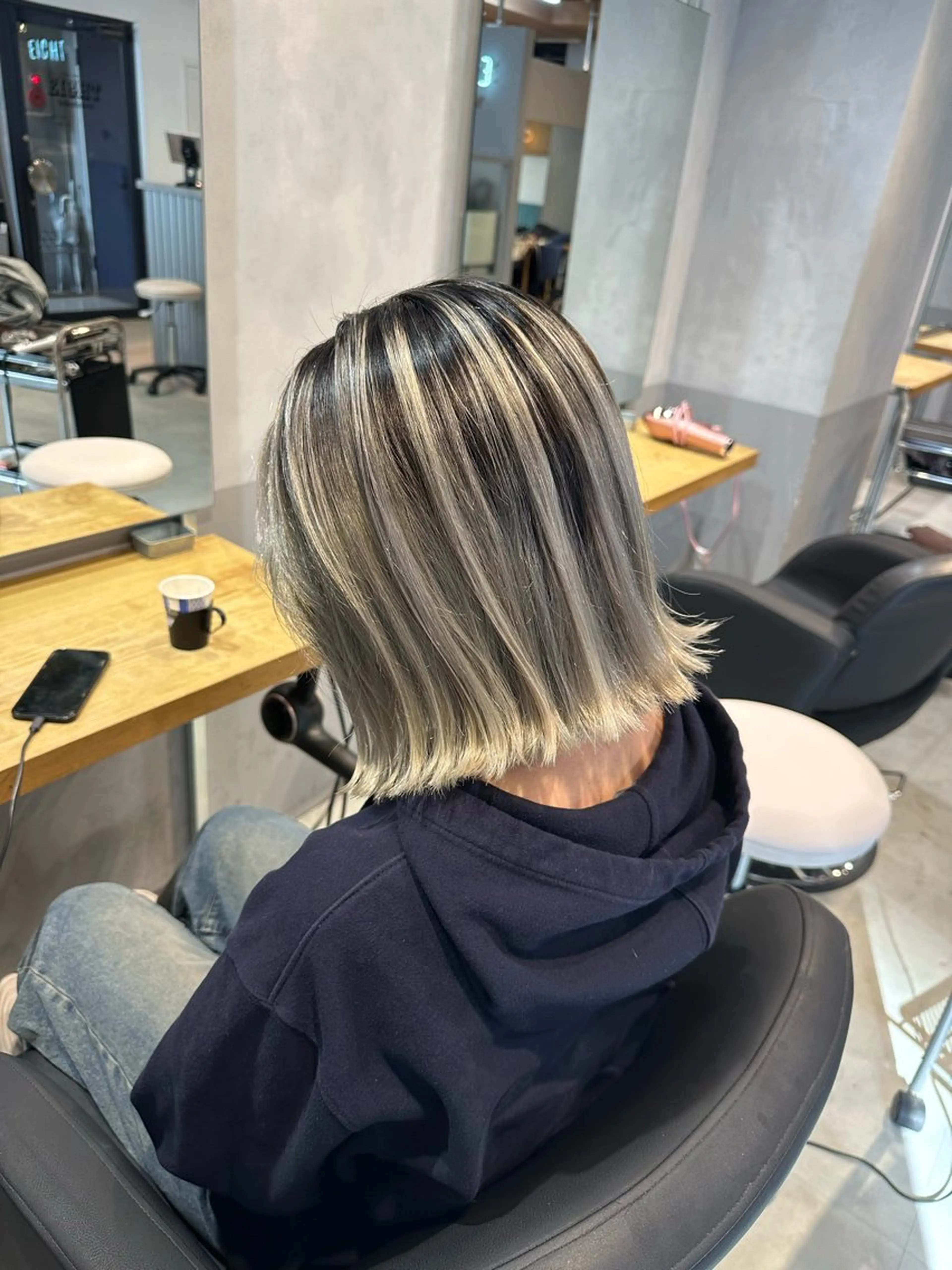 ミディアム カラー ヘアカラー トリートメント 💖ハイライト/ハイ トーン💖MIKIのヘアスタイル