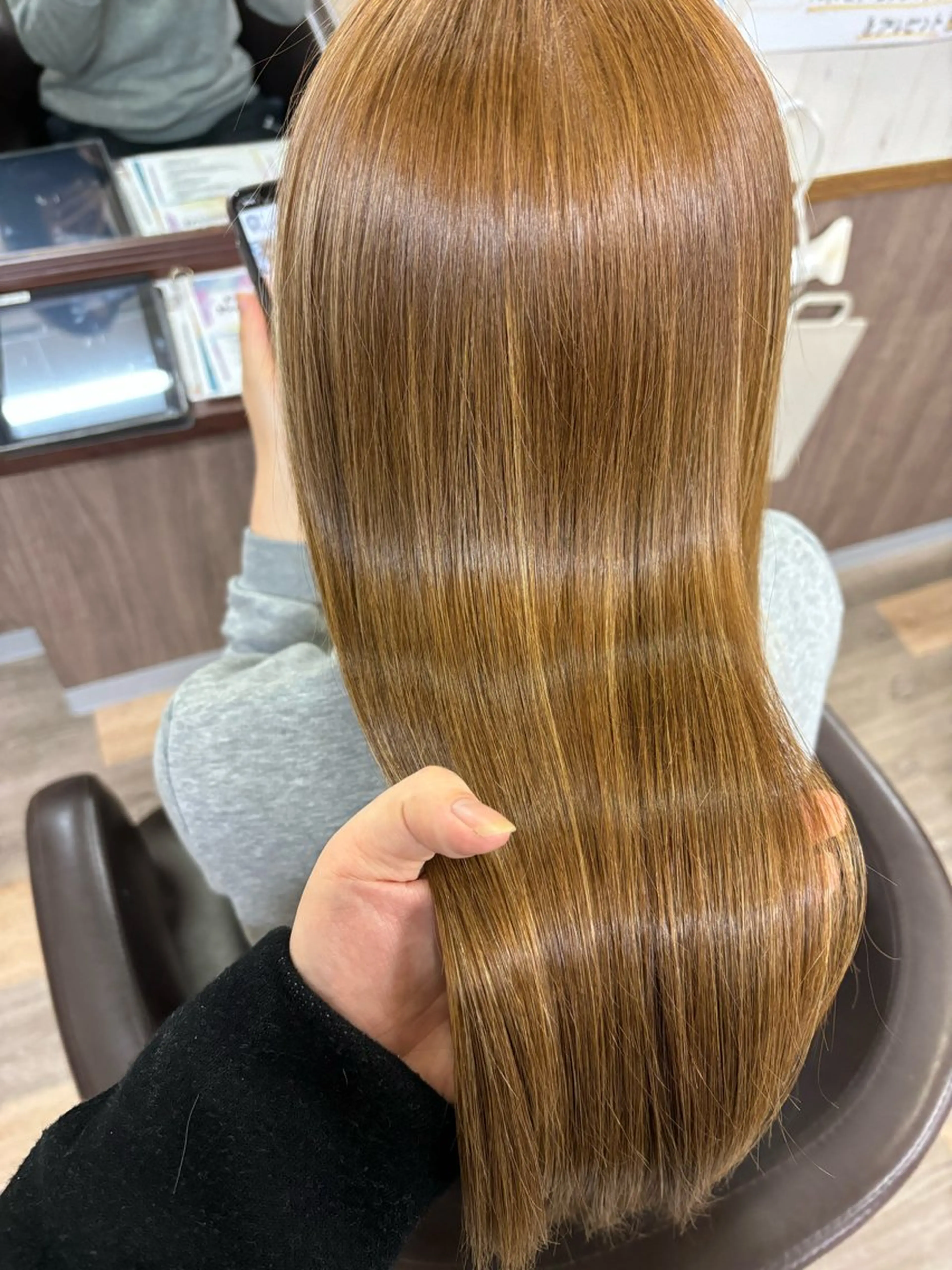 セミロング カット ヘアカラー トリートメント ヘッドスパ エクステ＊美髪サロン KR2S河内長野店長のヘアスタイル