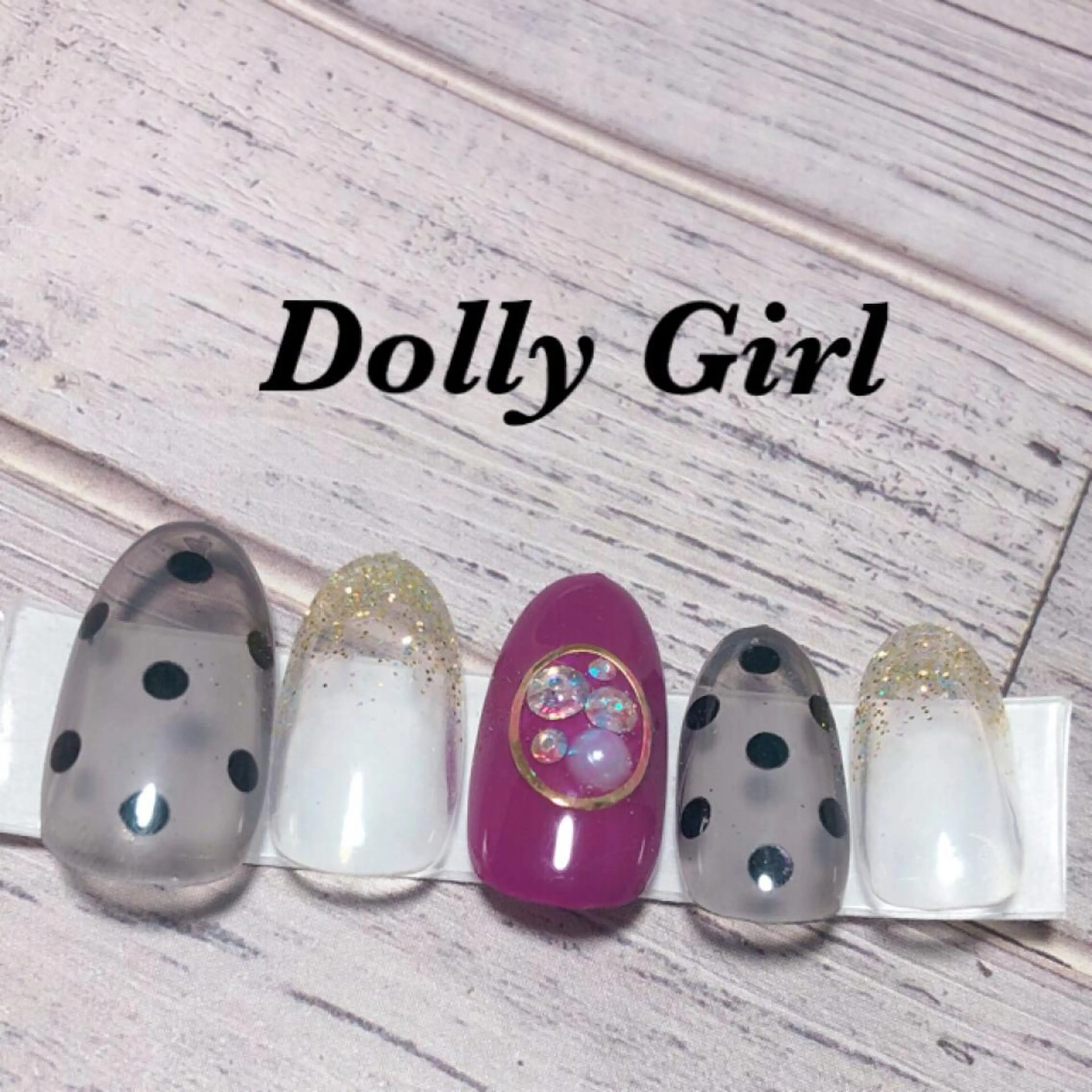 ネイル 個室ネイルサロンDolly  Girl〜ドーリーガール〜所属・DollyGirl KYOKOのネイルデザイン