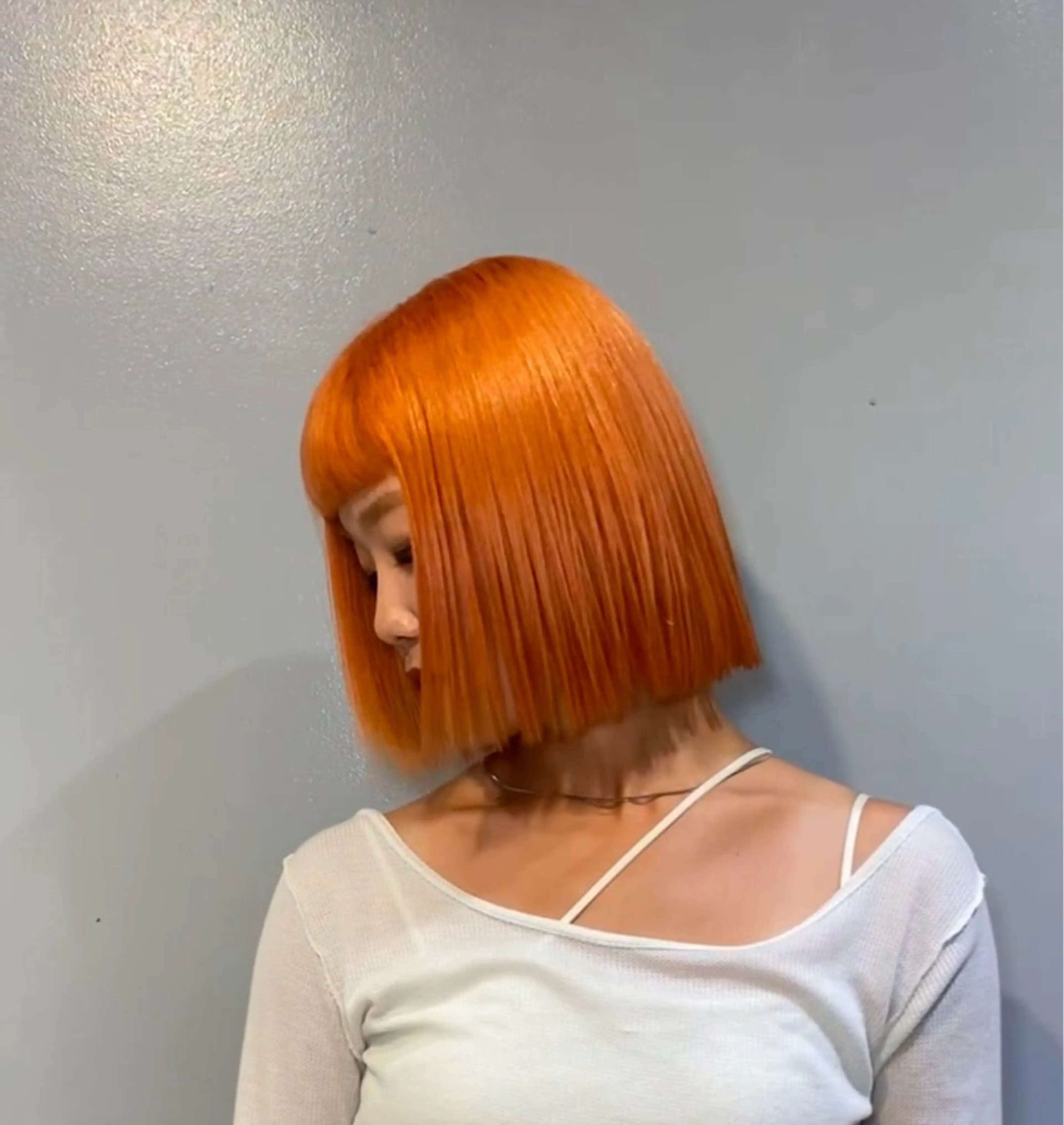 ミディアム カラー ブリーチ ケアブリーチ ハイトーンカラー オレンジ ボブ ヘアカラー トリートメント メンズカット/パーマ 艶カラーTAIGA︎のヘアスタイル