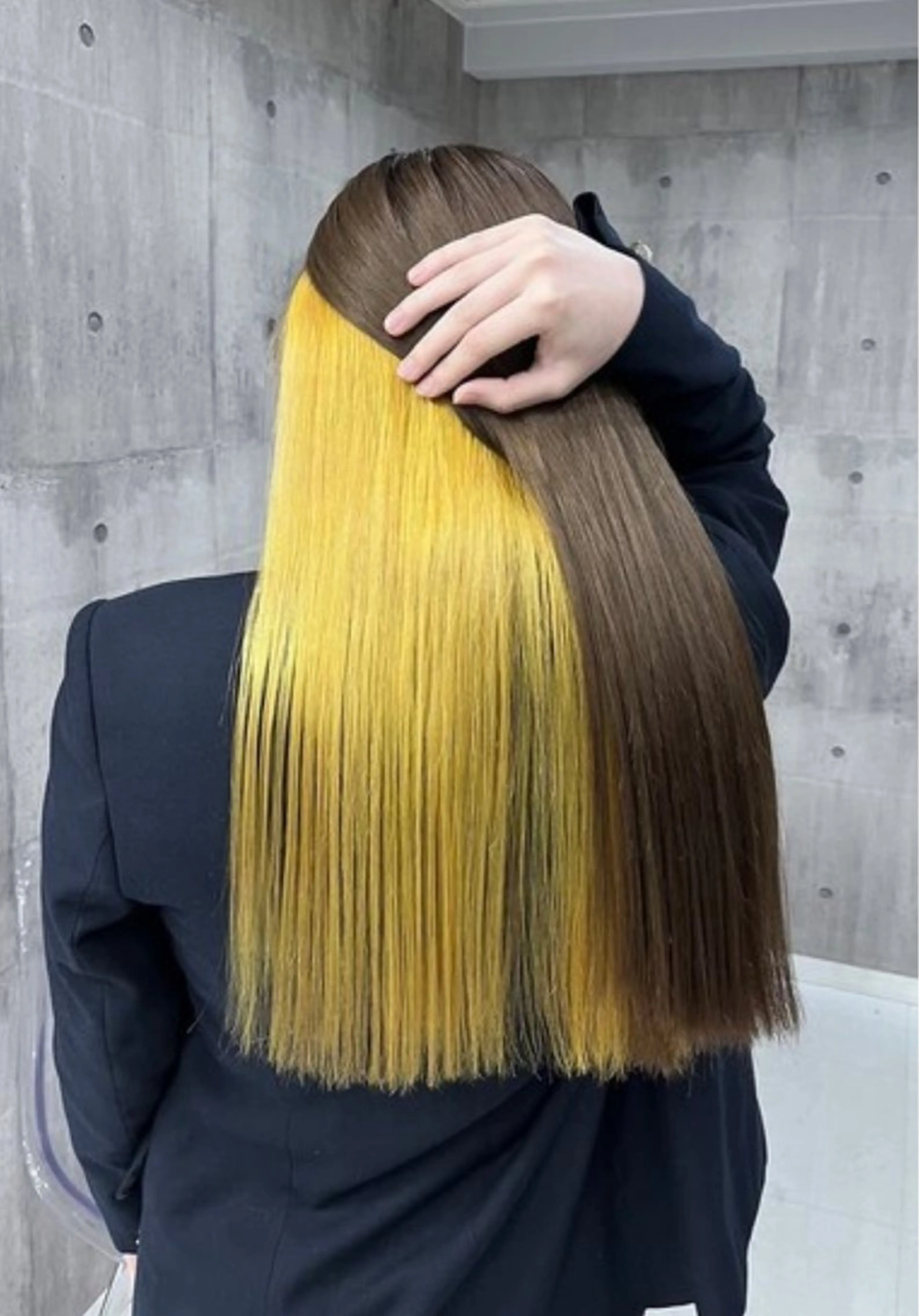 カラー ブリーチ ケアブリーチ ハイトーンカラー ツートーンカラー ヘアカラー のん🎀ハイトーン/ レイヤーカット🐳のヘアスタイル