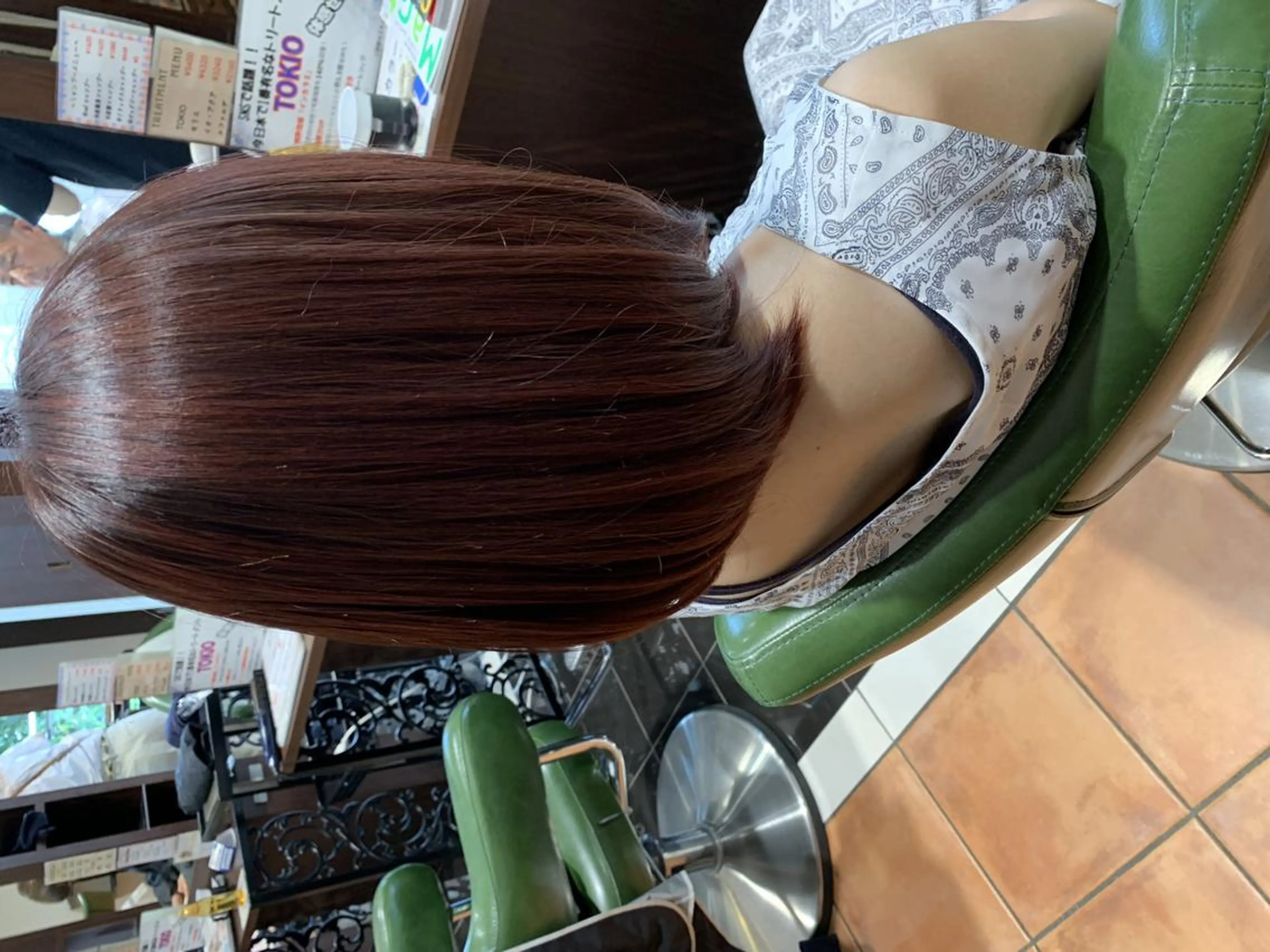 カラー 鈴木 理香のヘアスタイル