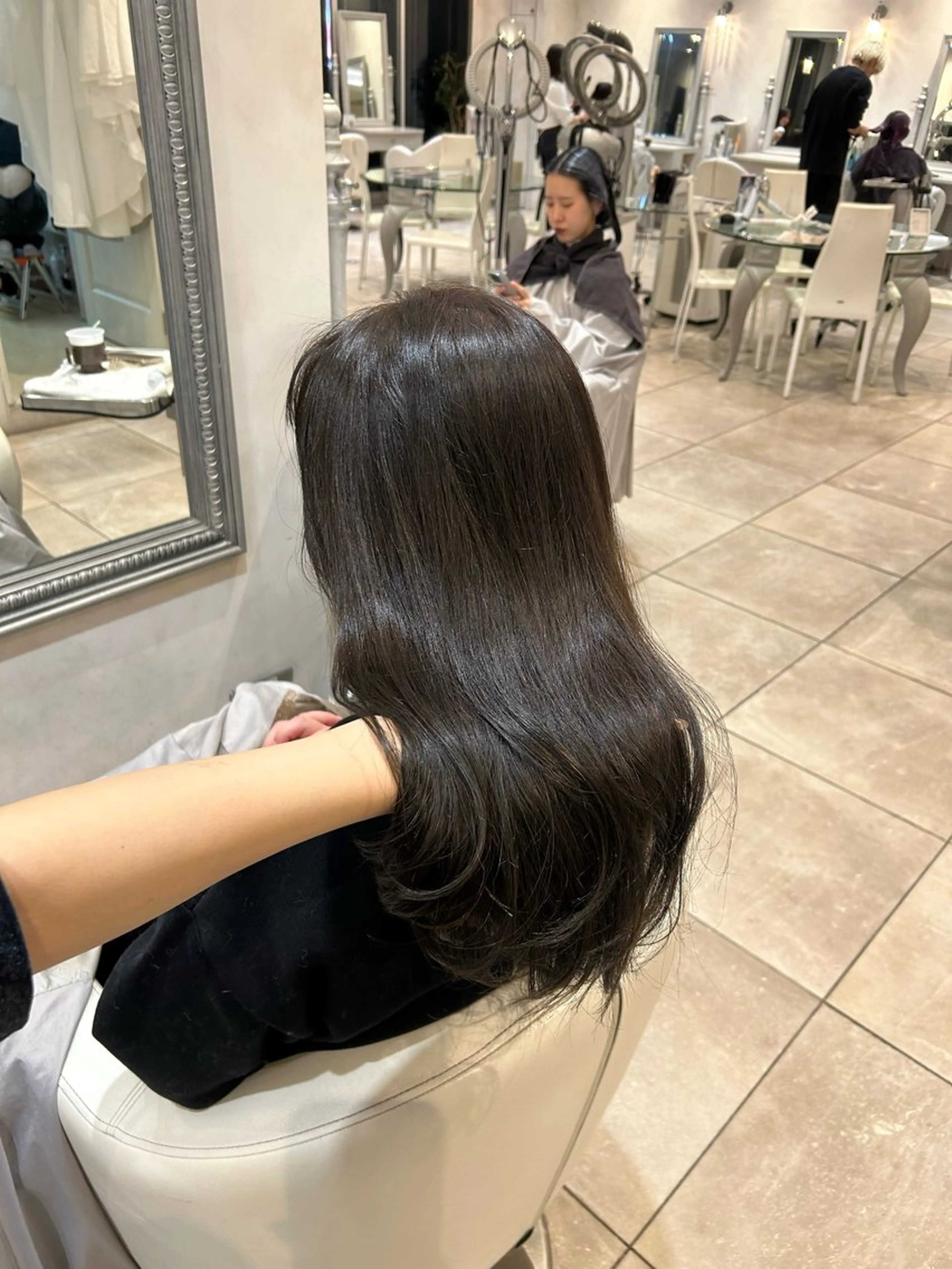 ロング カラー レイヤーカット/ 透明感カラー/カナのヘアスタイル