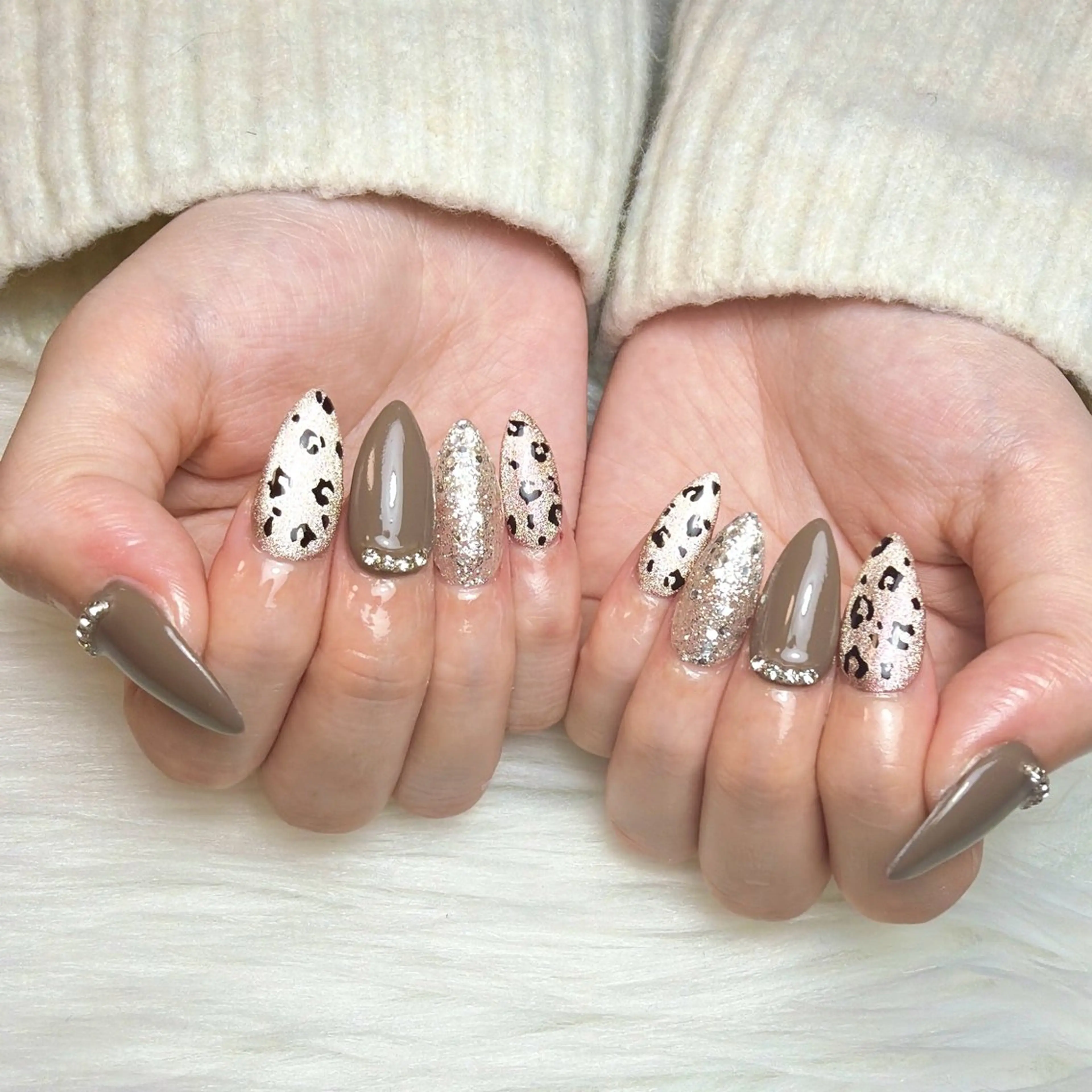 ネイル ハンドネイル lifra Hinaのネイルデザイン