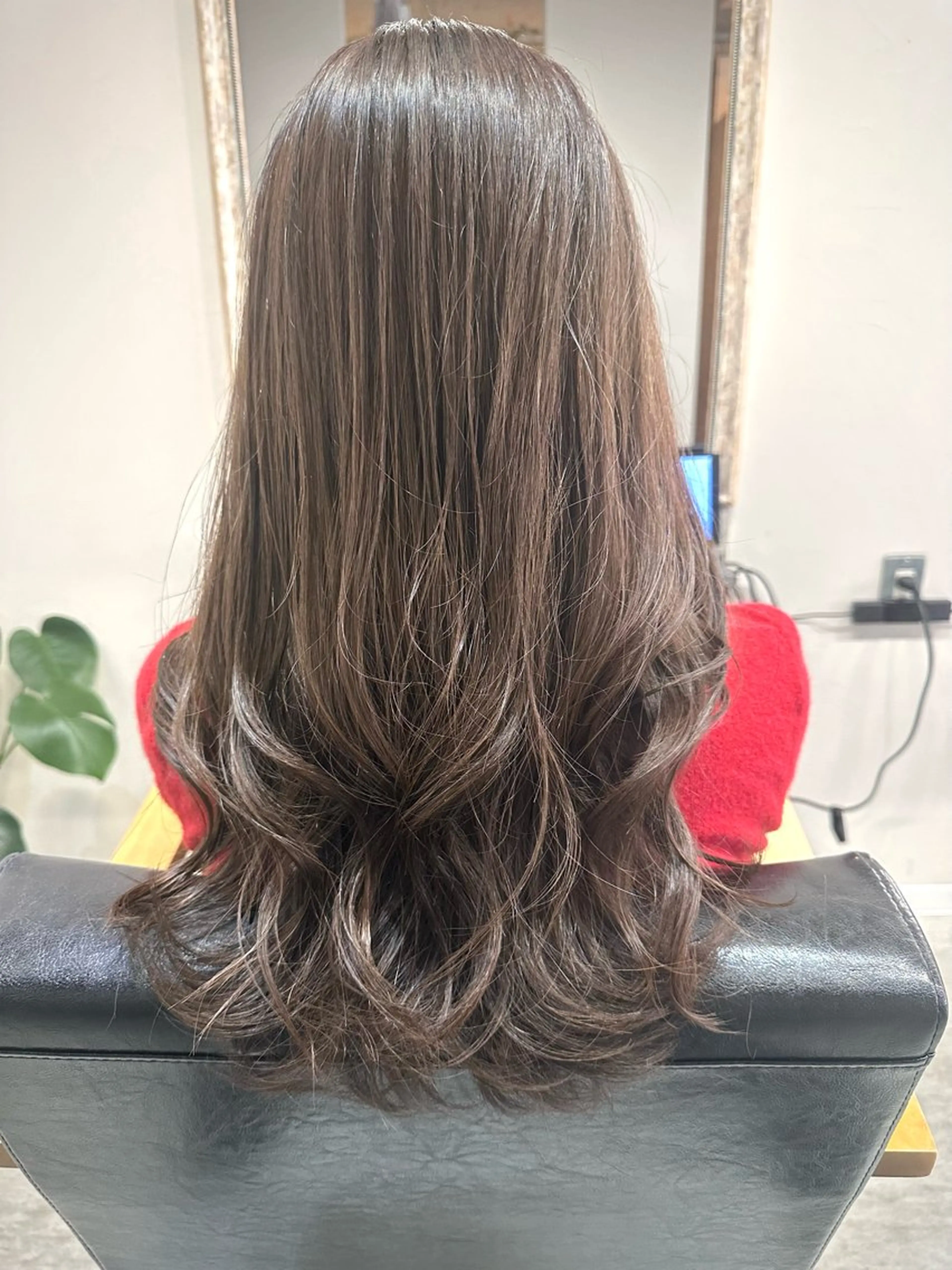 セミロング カラー ヘアカラー トリートメント kaminote所属・福西 晃希のヘアスタイル