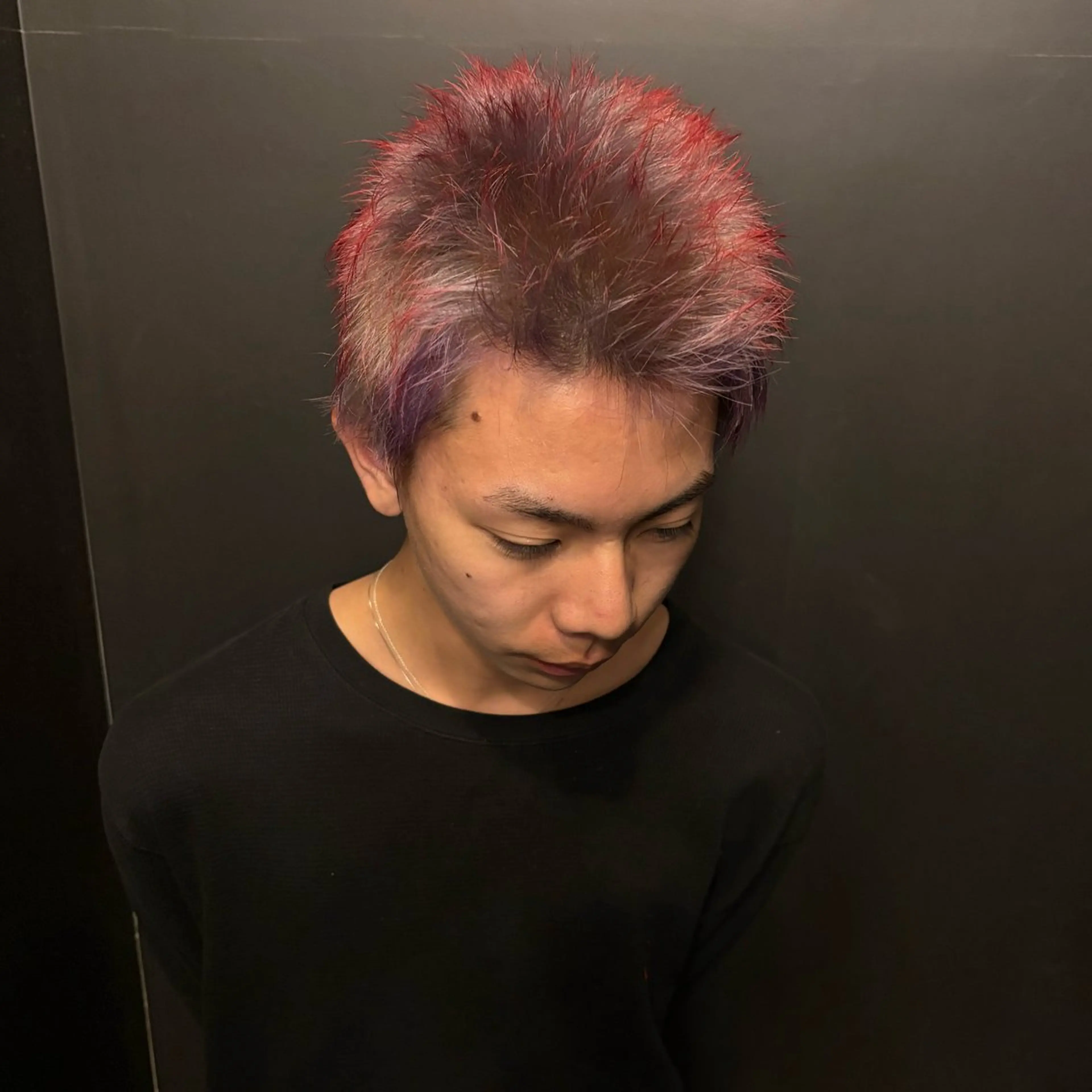 【メンズ限定】デザインカラー🌎ブリーチ+全体カラー+お好きなデザインの写真