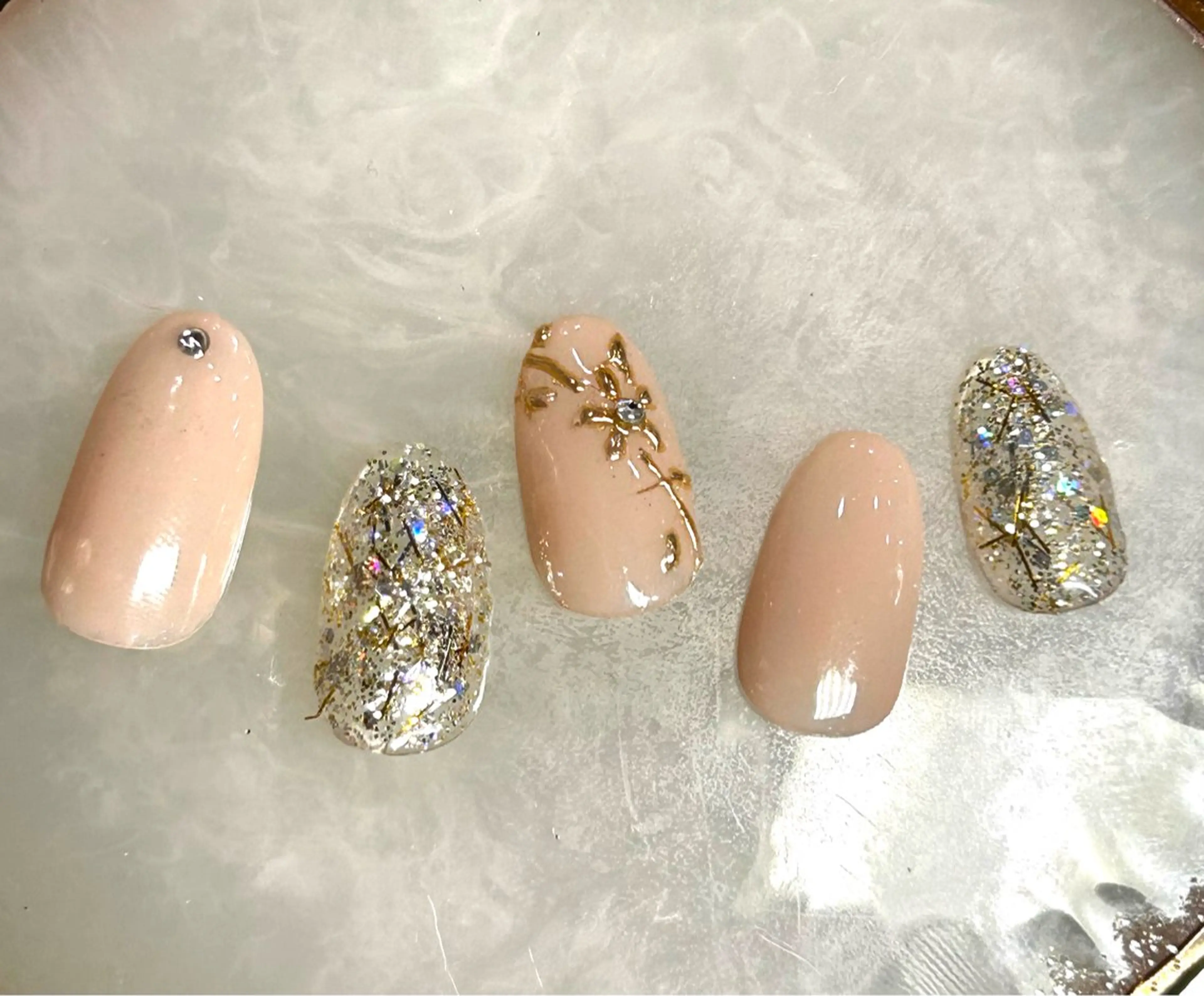 ネイル 【Alice】 小山のネイルデザイン