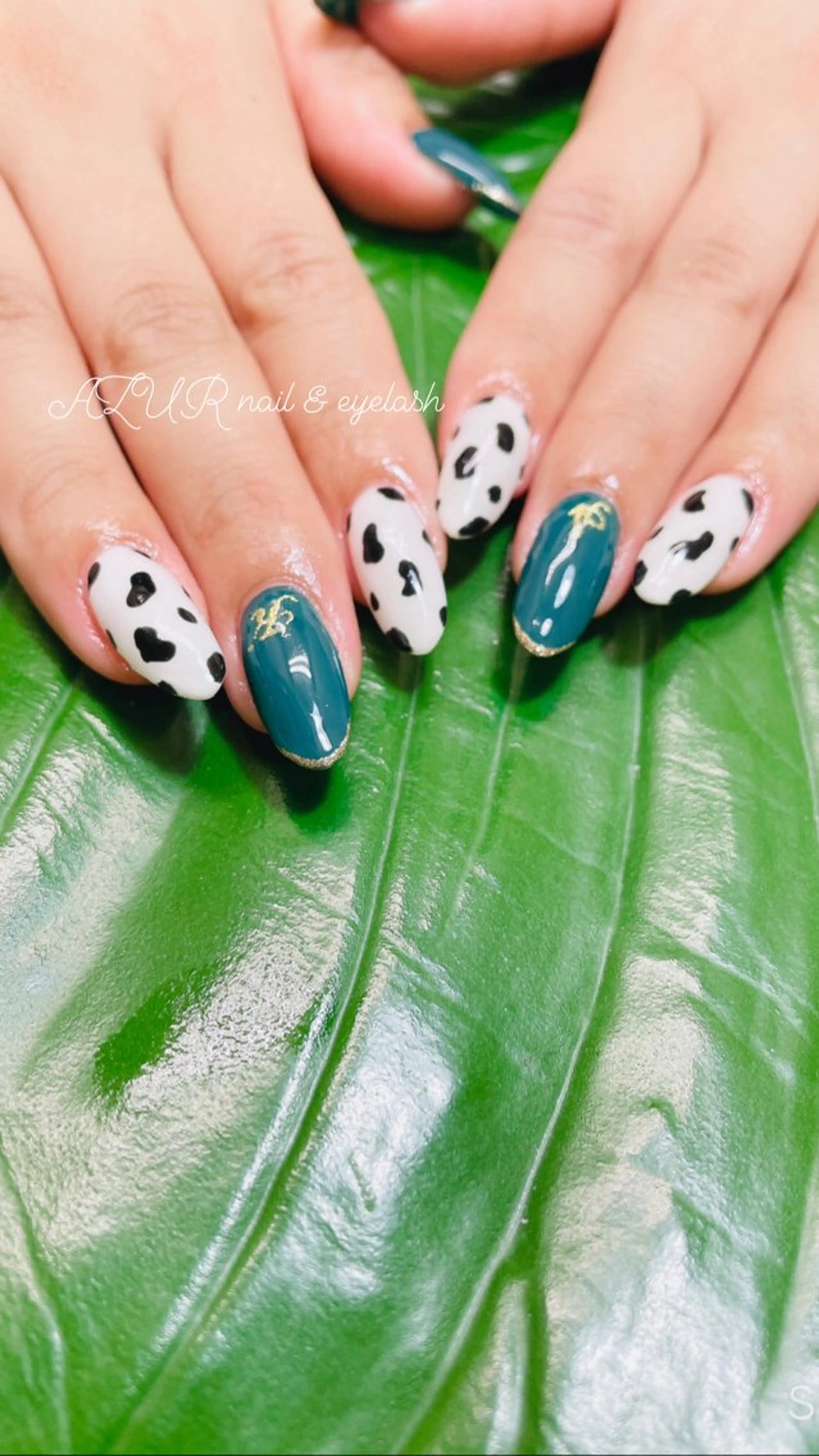 ネイル AZUR N&eyelashのネイルデザイン