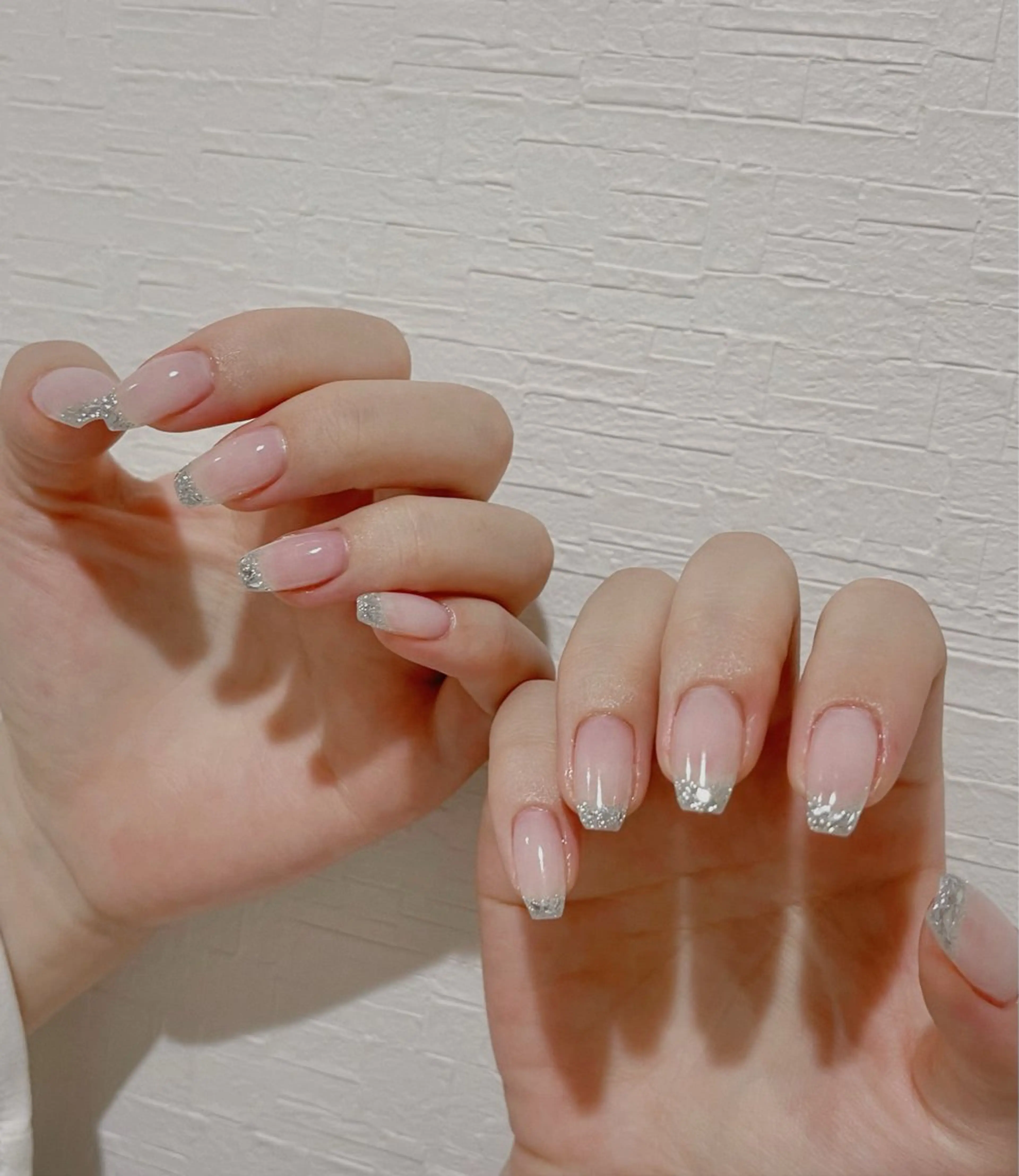 ネイル オーロラネイル 長さ出し フットネイル 韓国ネイル ラメ(グリッター) ハンドネイル 👍thumbs up nail👍のネイルデザイン