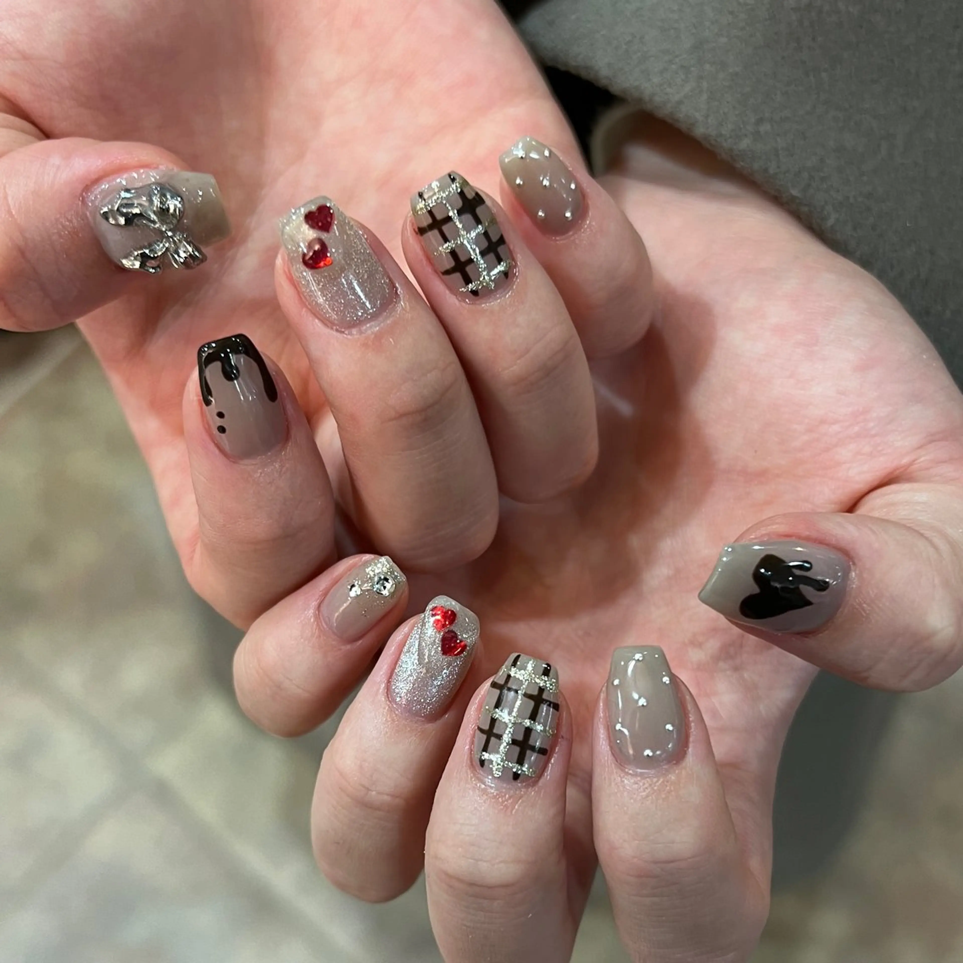 ネイル ハンドネイル 河野 弥月のネイルデザイン