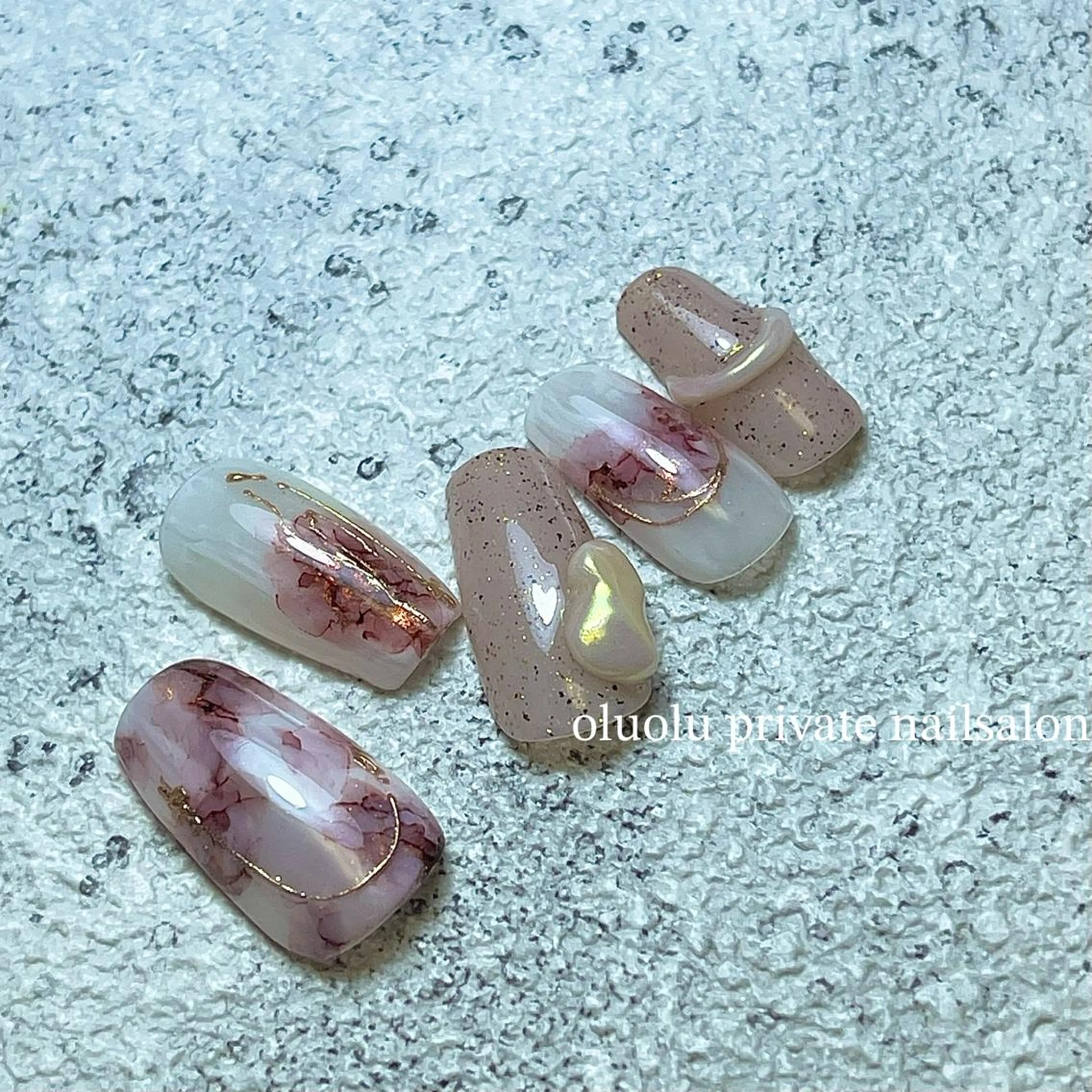 ネイル アートネイル フットネイル ジェルネイル ミラーネイル ニュアンスネイル ハンドネイル 大村 紬華のネイルデザイン