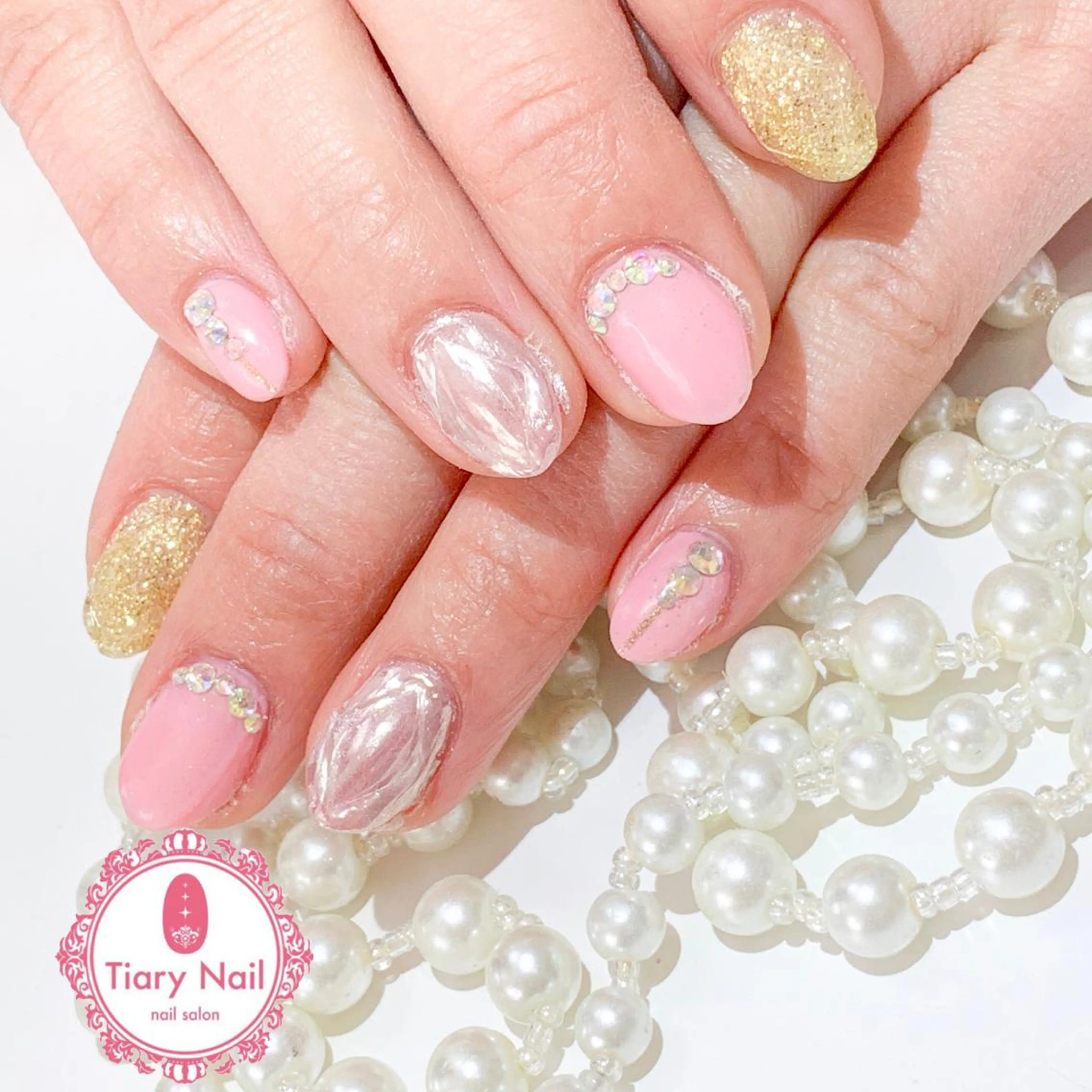 ネイル 桜ネイル 成人式 オフィスネイル 💗🪽Tiary Nail🪽💗のネイルデザイン