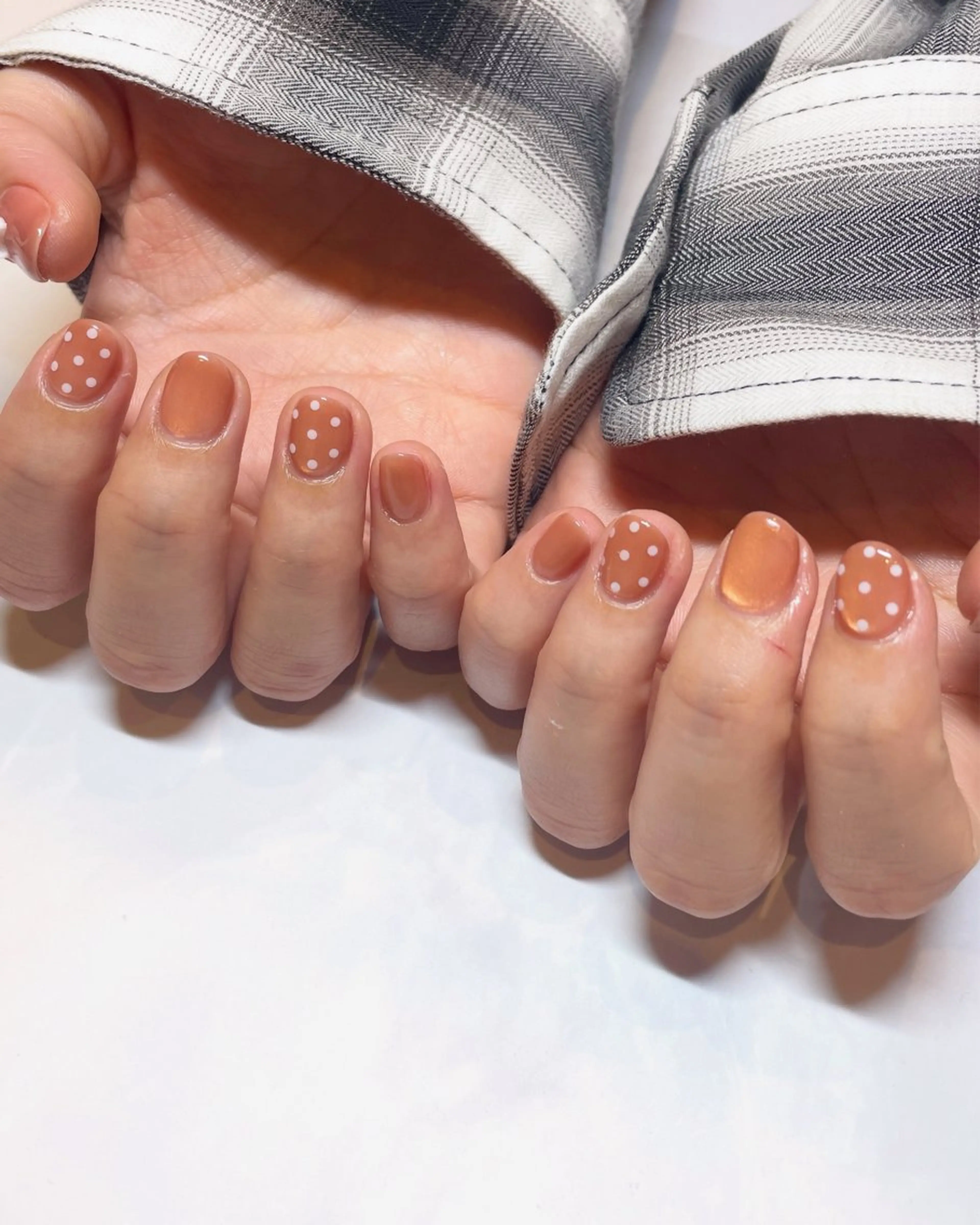 ネイル ハンドネイル Nailsalon Repos.所属・Rika🌼 シンプル•マグネットのネイルデザイン