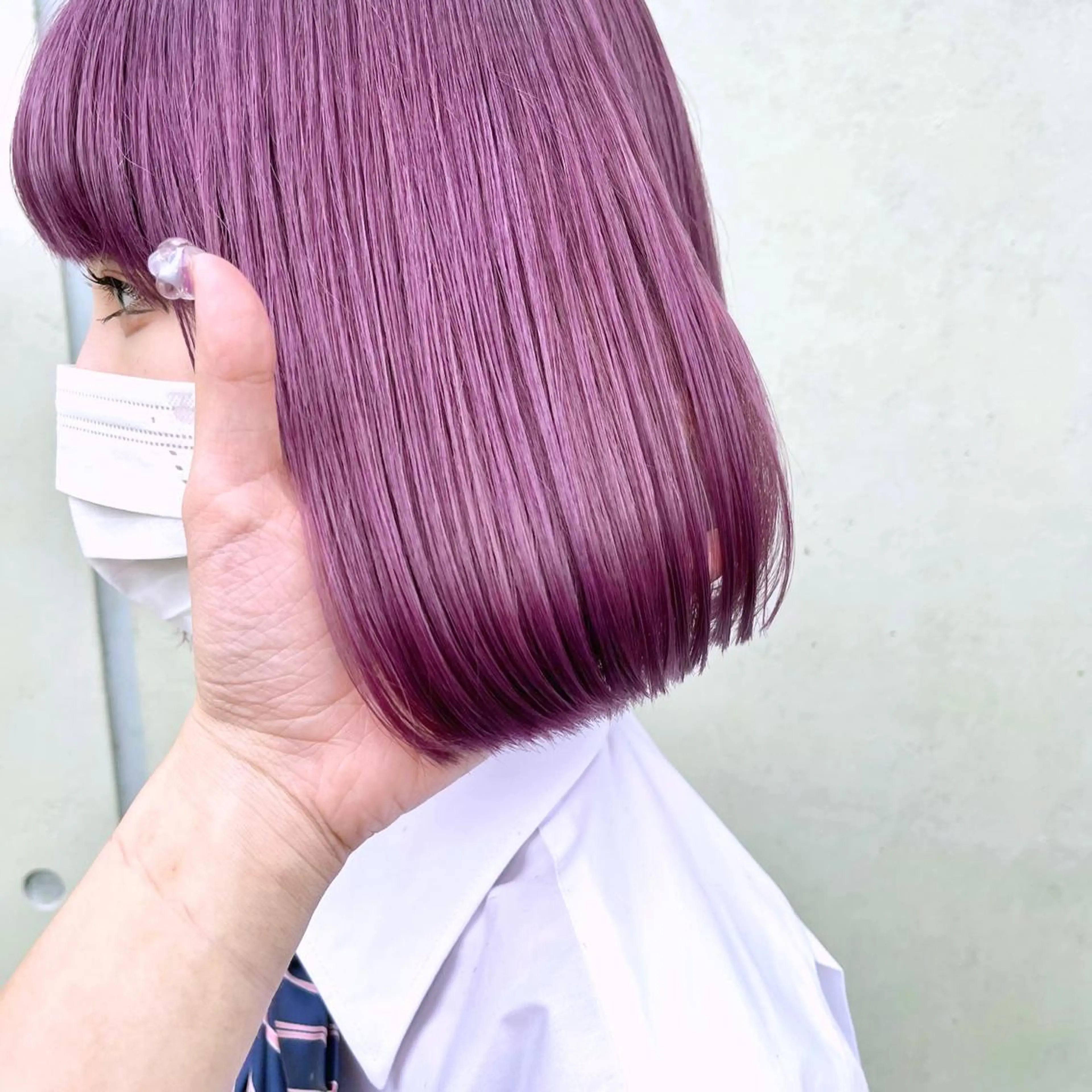 ミディアム カラー ヘアアレンジ ラベンダーカラー パープルカラー 八巻 晴香のヘアスタイル