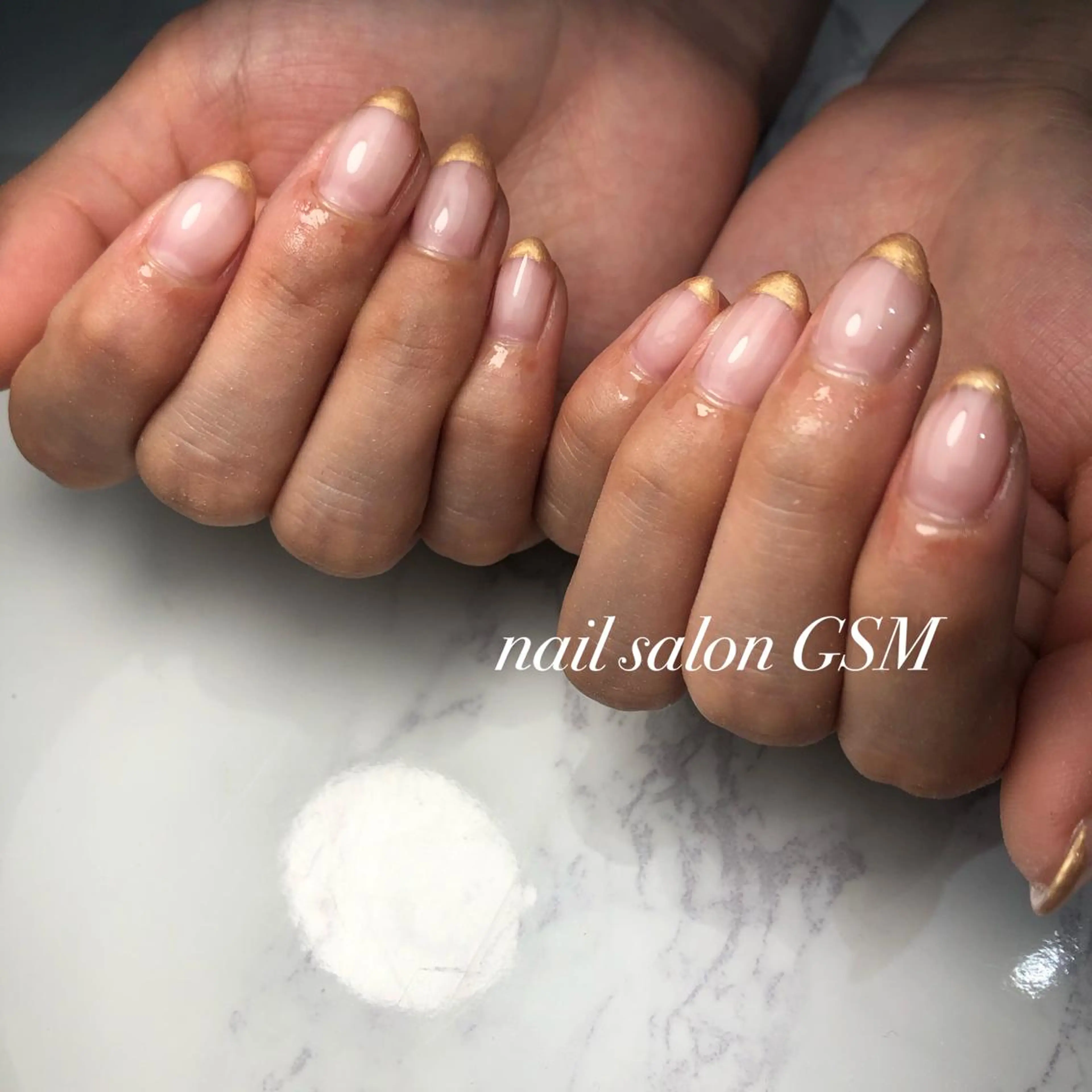 ネイル フレンチネイル ゴールド ラメ(グリッター) ハンドネイル nail salon GSMのネイルデザイン