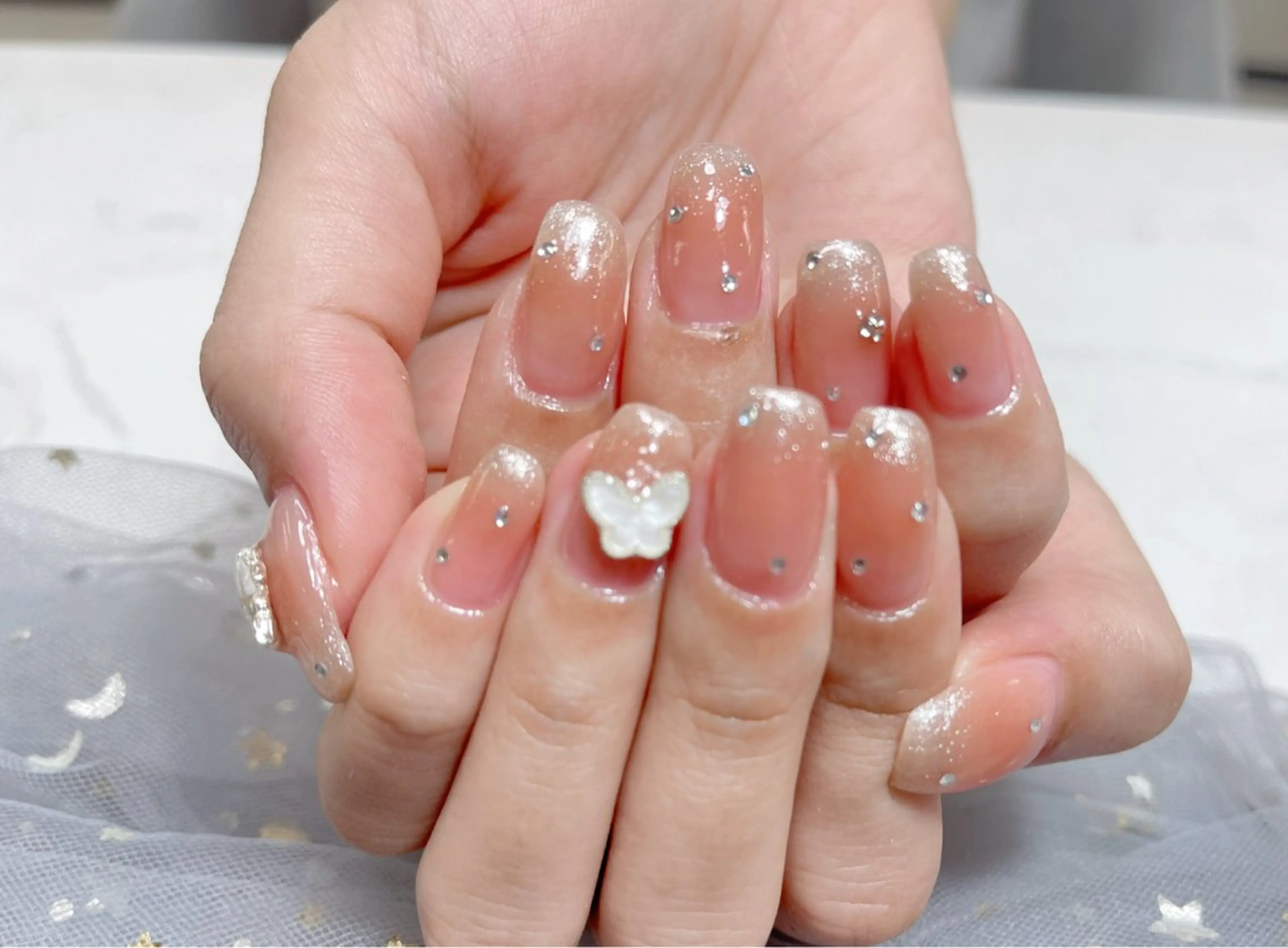 ネイル ハンドネイル 🎀ネイルサロン エクラYUI🎀のネイルデザイン