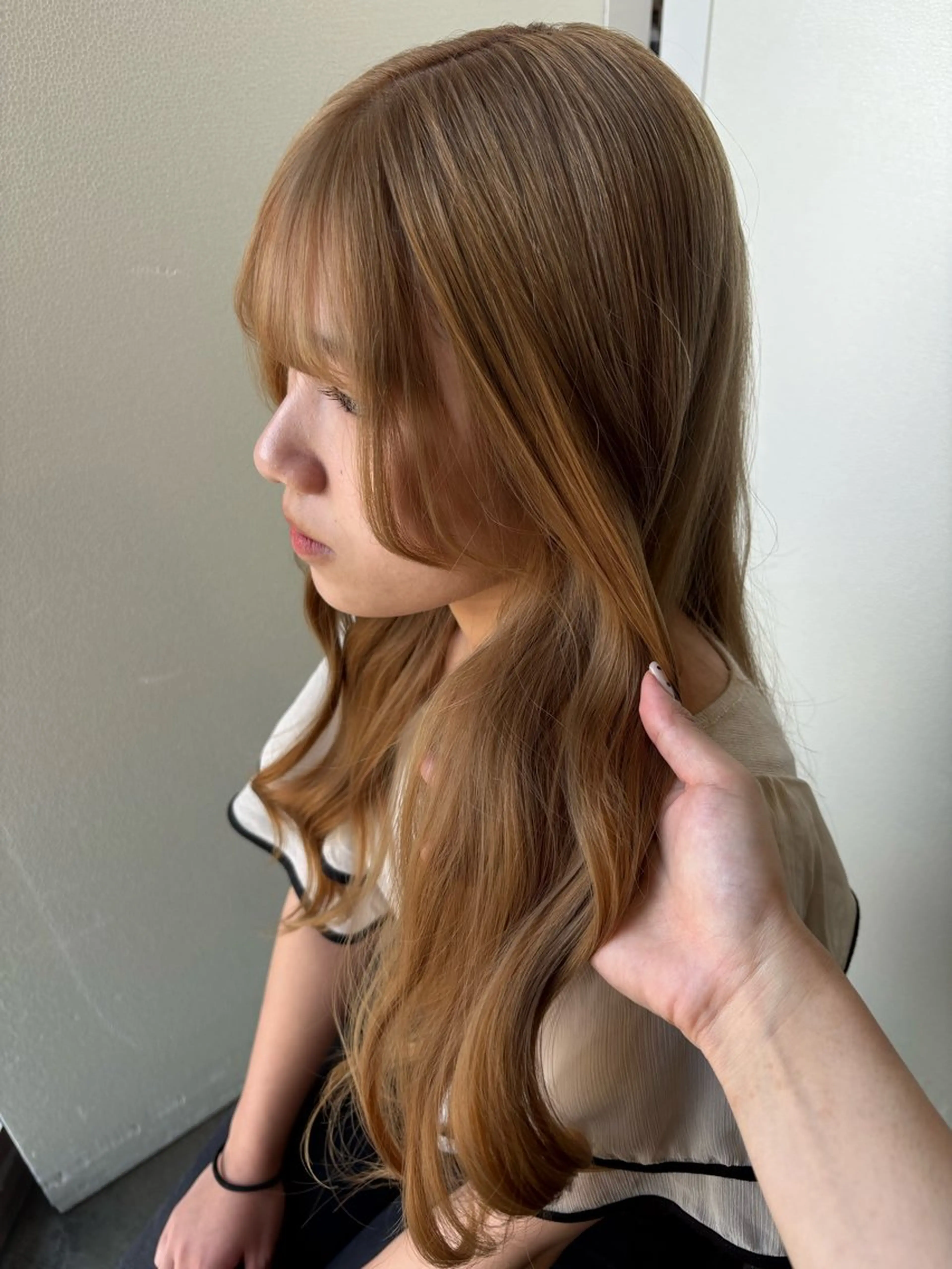 ロング カラー ベージュカラー ブリーチ ヘアカラー SARAJU仁川 _aya🌼のヘアスタイル