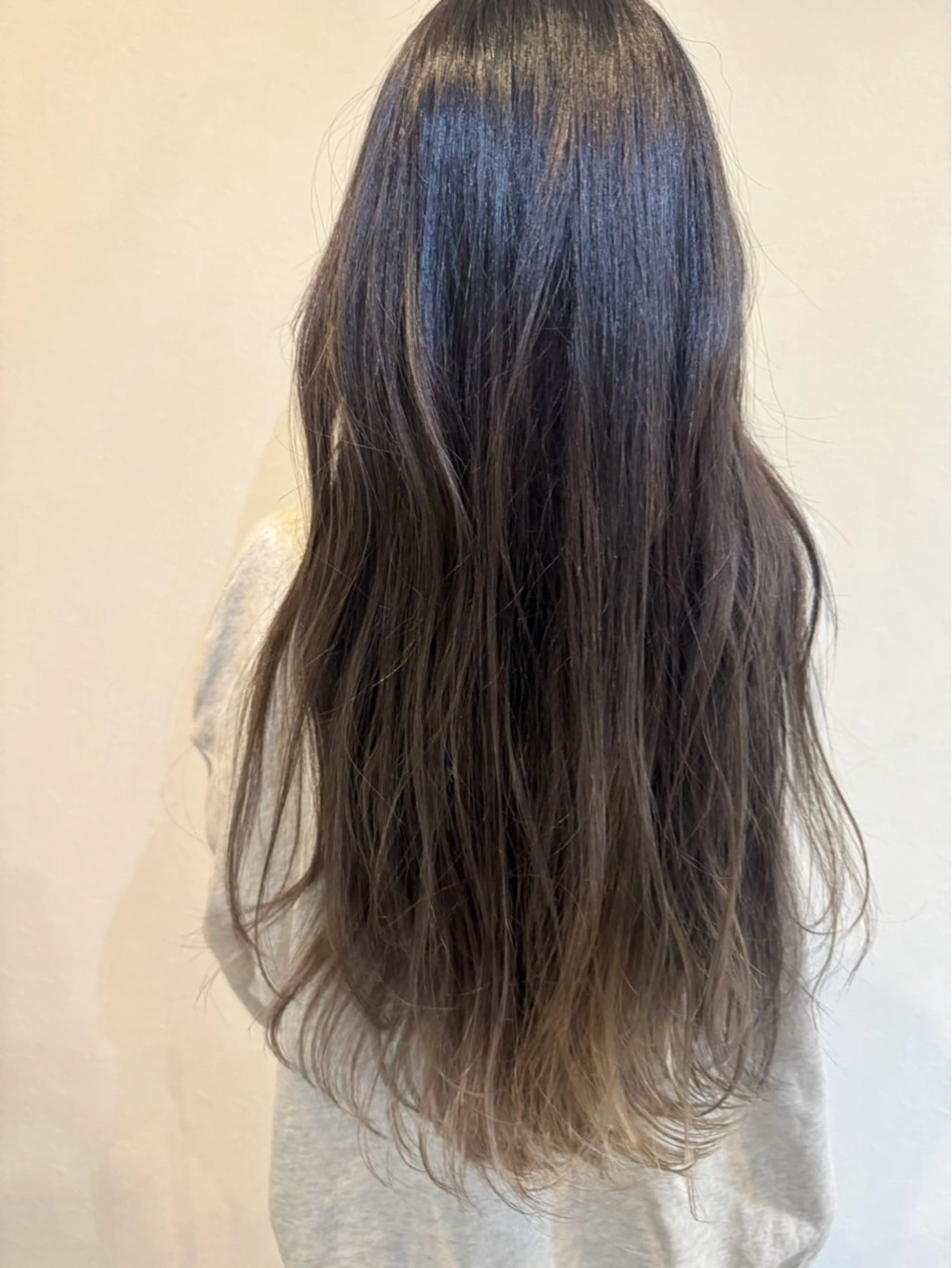 セミロング ヘアーズクレッセント所属・木村 まおのヘアスタイル