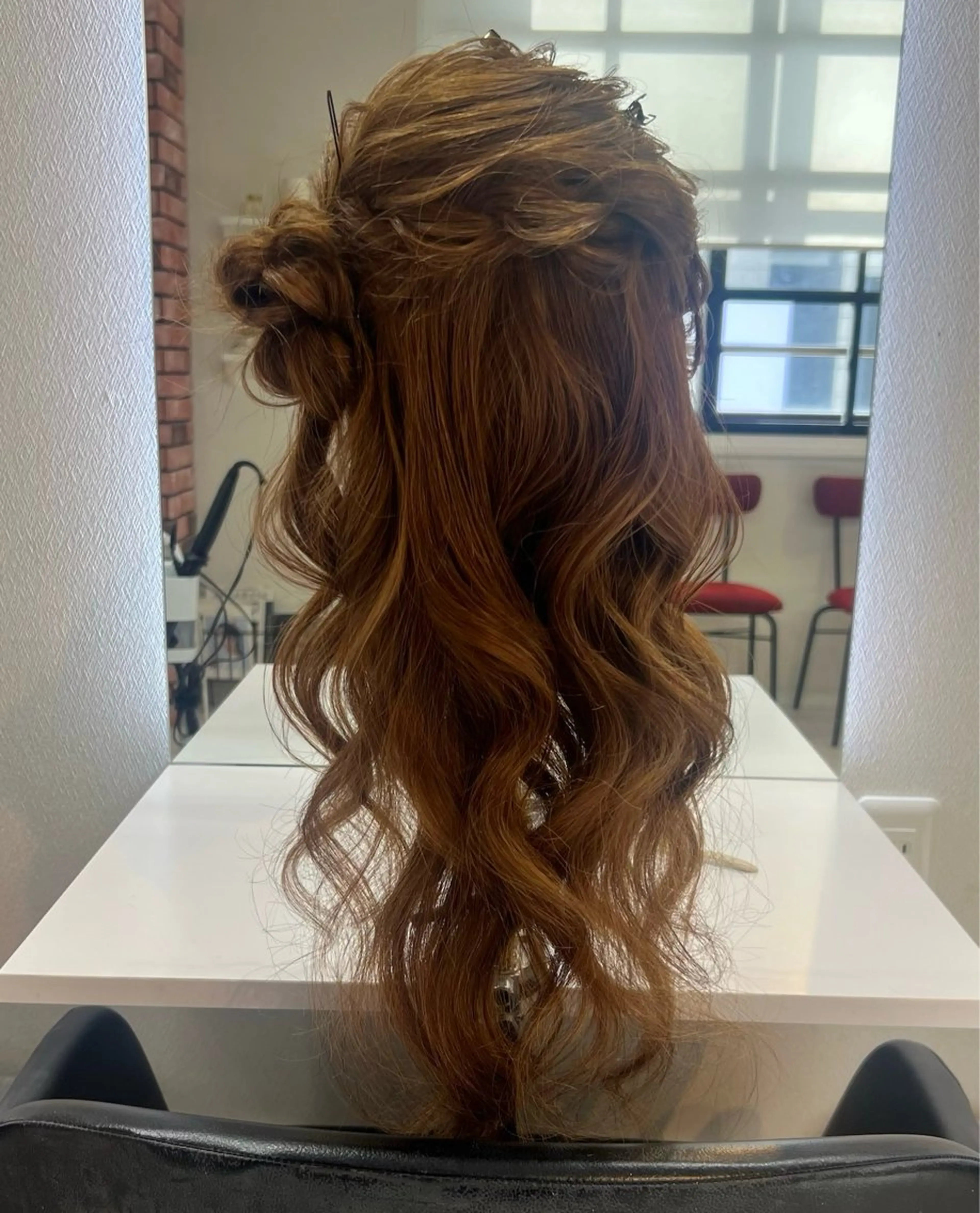 ロング Hitomi/ 練習モデル募集中のヘアスタイル