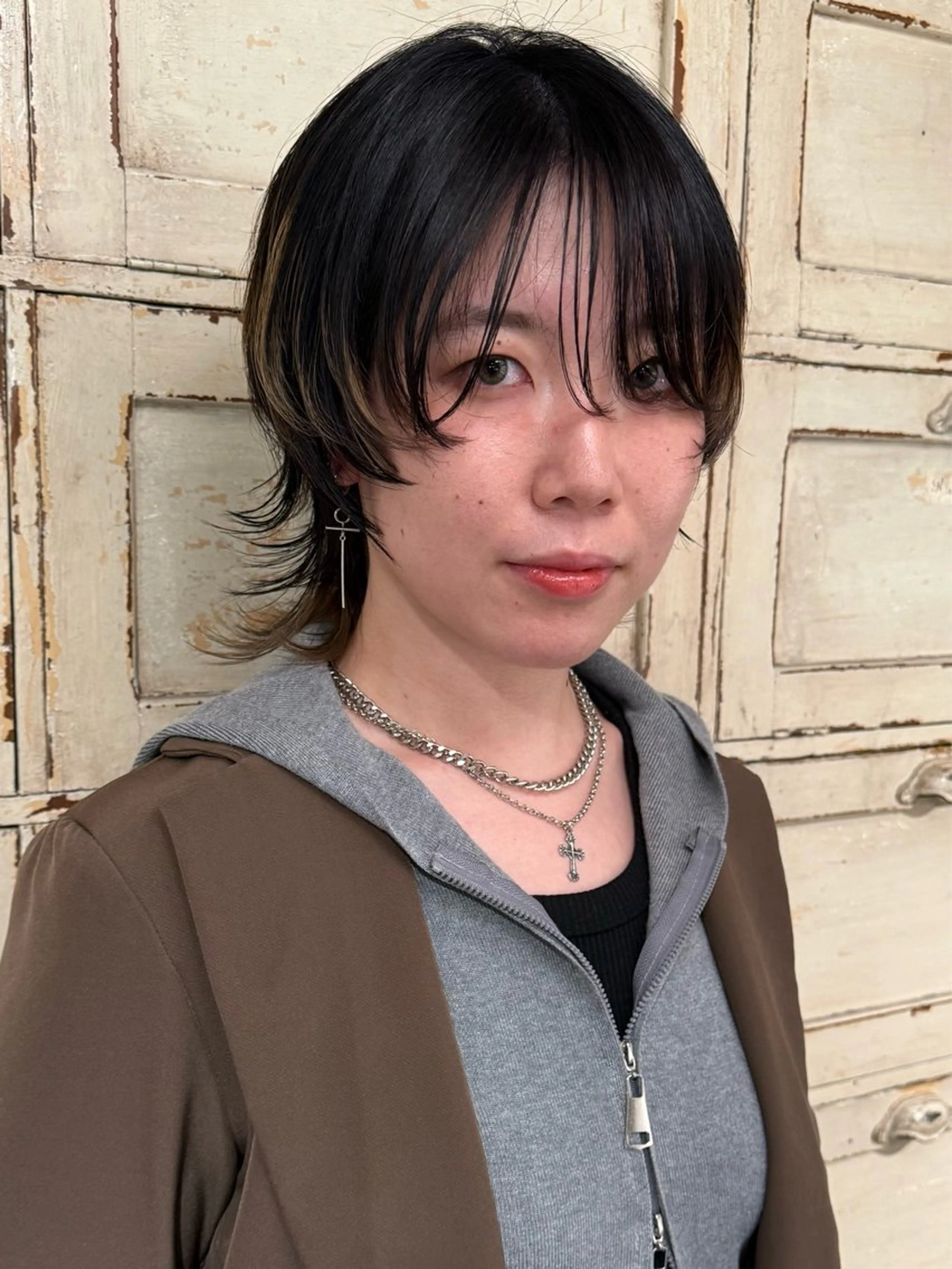 ショート カラー ブリーチ デザインカラー グラデーションカラー レイヤーカット ウルフカット カット ヘアカラー RorriM natsuのヘアスタイル