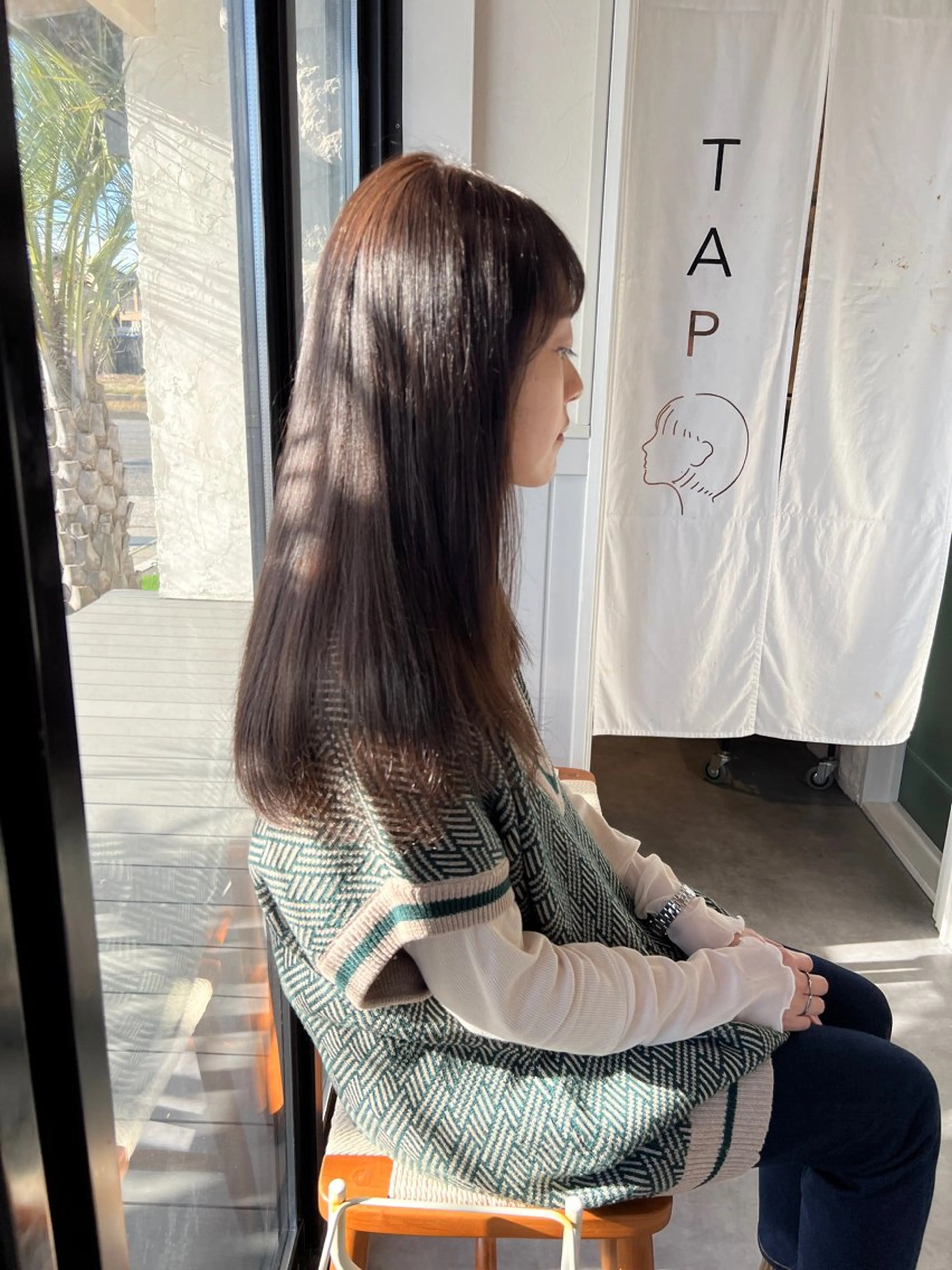 セミロング カラー ブラウンカラー 透明感カラー ナチュラルブラウン Van family所属・ショート& パーマ　坂本のヘアスタイル