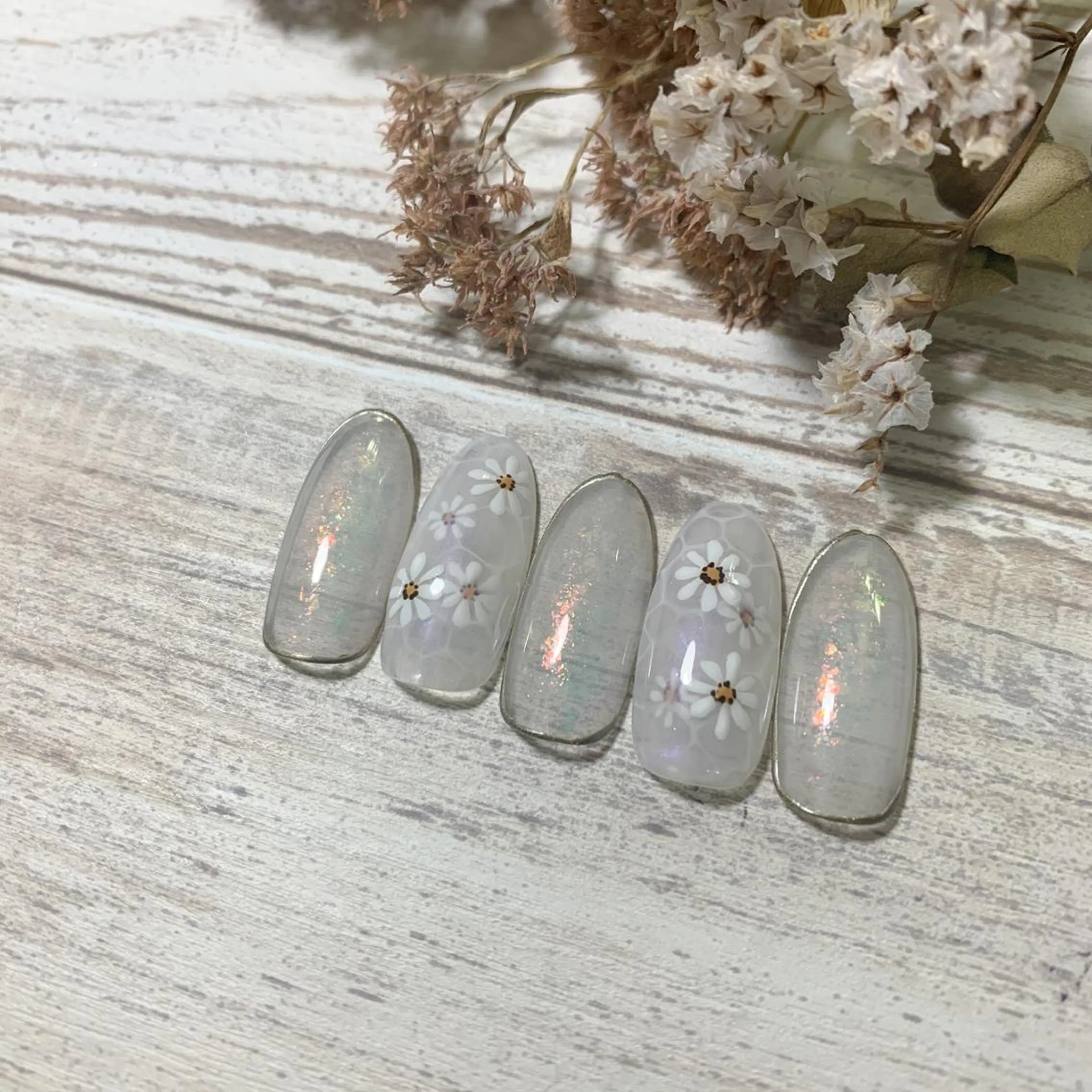 ネイル atelier FIORITURA所属・FIORITURA aiのネイルデザイン