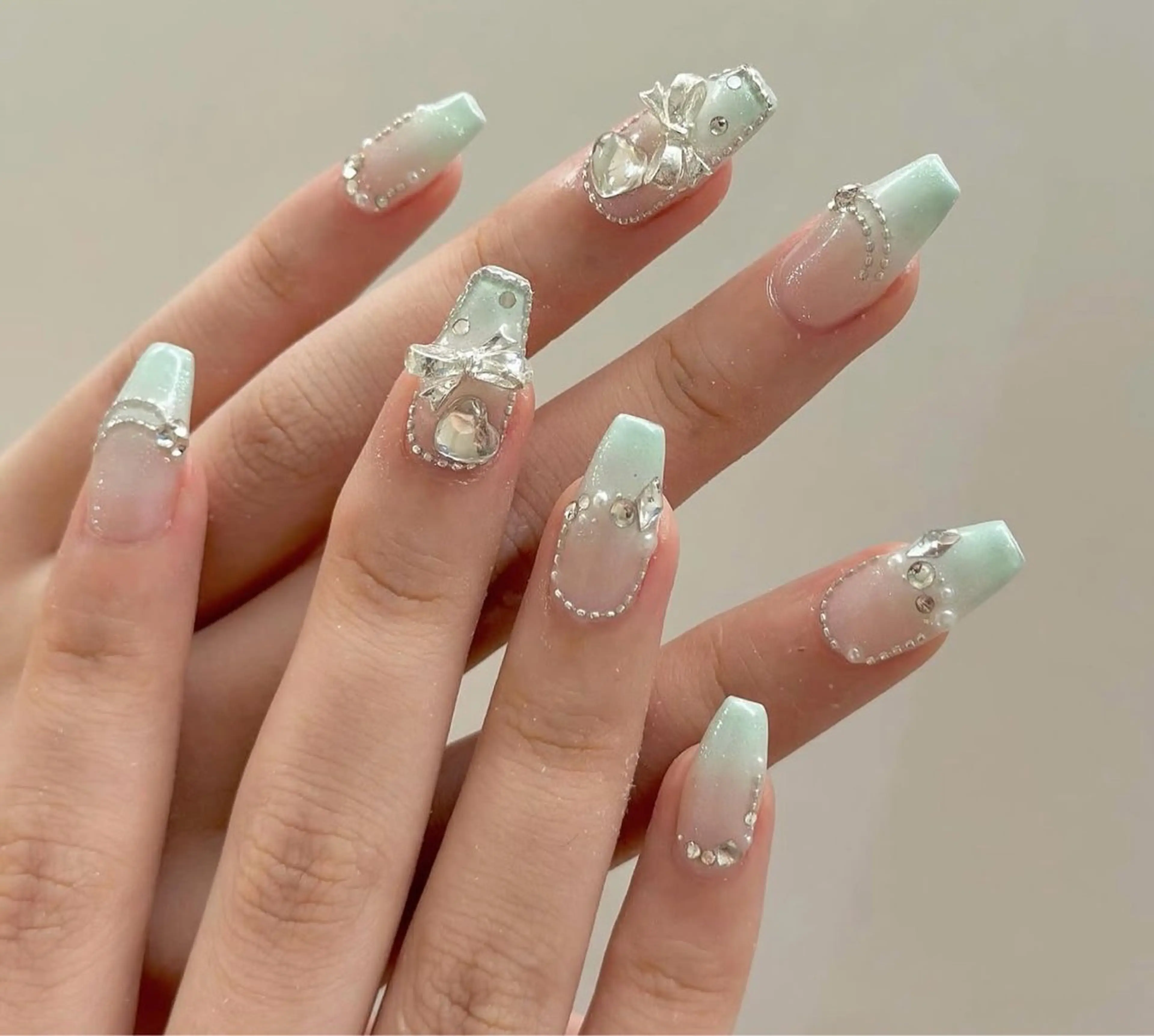 ネイル 韓国ネイル 持ち込み ニュアンスネイル ネイルチップ ハンドネイル TABI ANA.CHUOのネイルデザイン