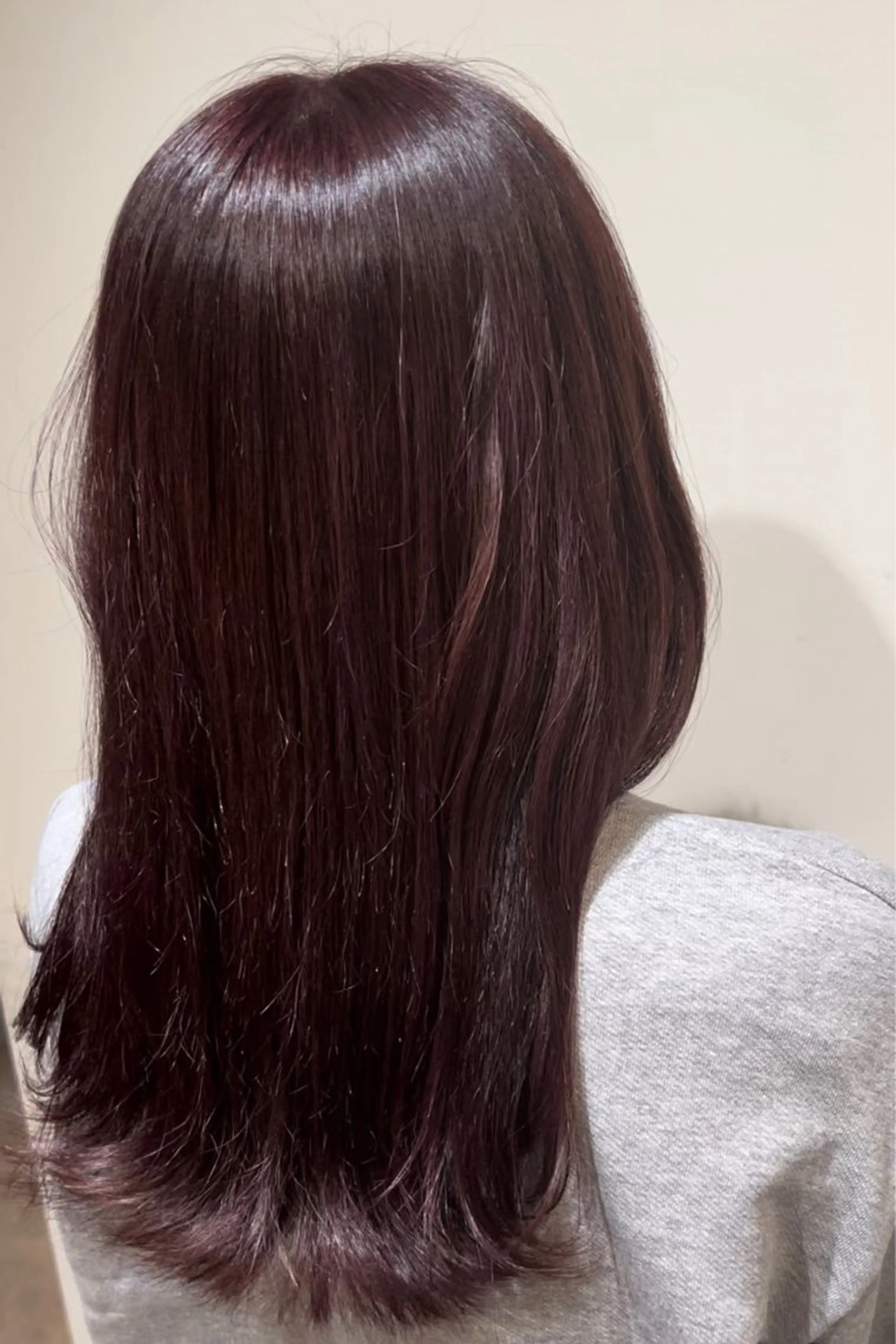 ロング カラー ブラウンカラー バイオレットカラー バイオレットブラウン 👒oikawa kaede🍃のヘアスタイル