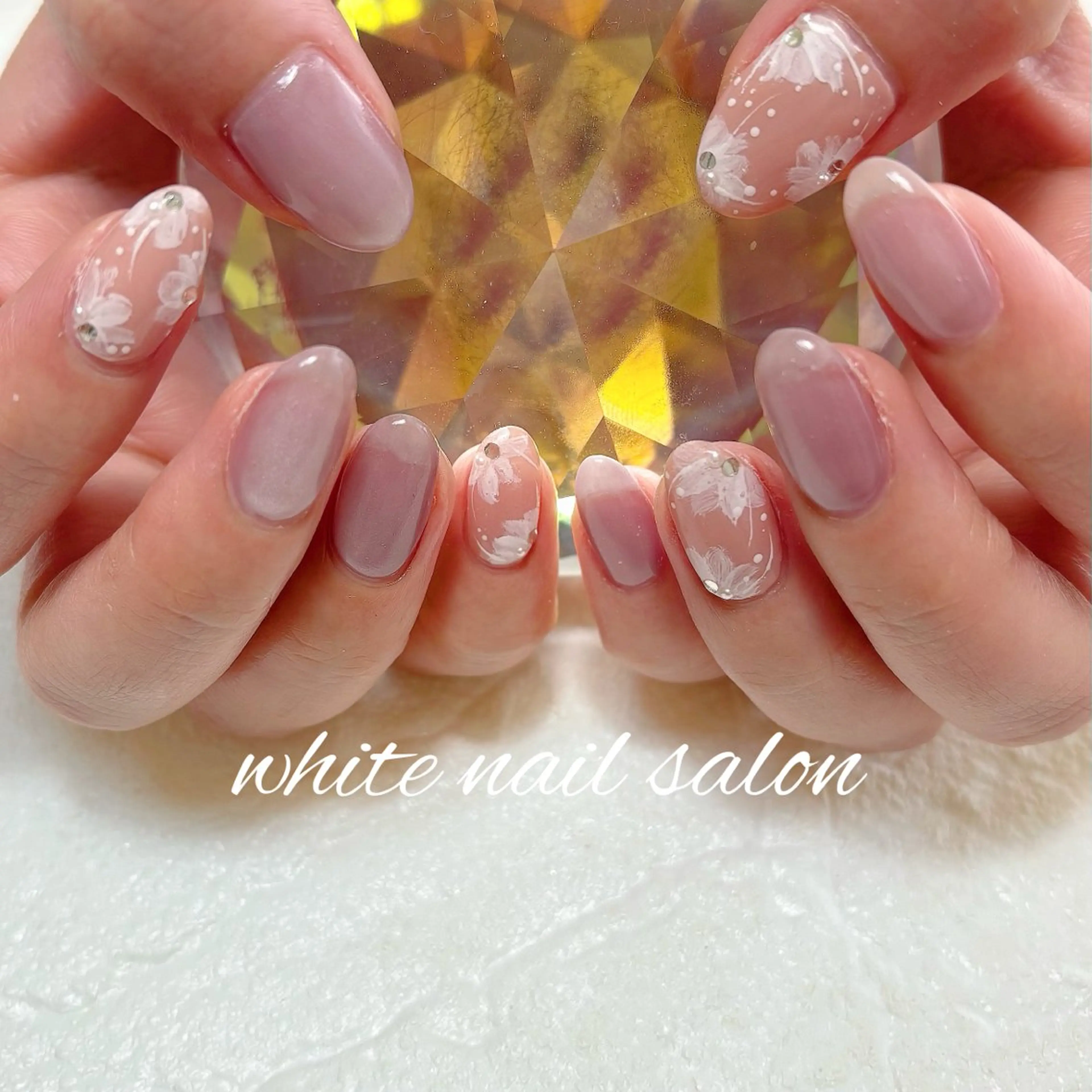 ネイル フットネイル ラメ(グリッター) ハンドネイル white nail salonのネイルデザイン