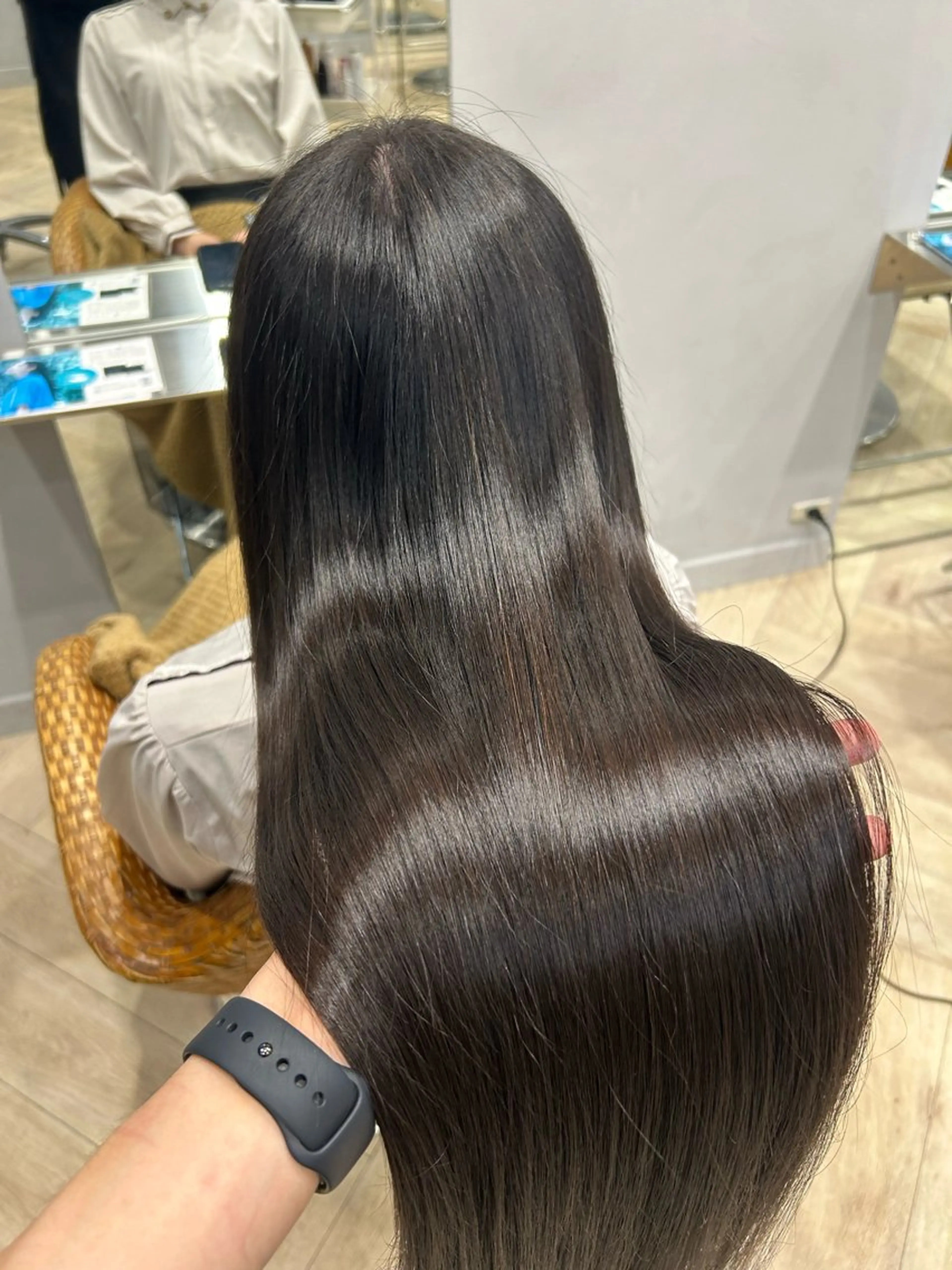 ロング hayato/透明感 カラー/グレージュのヘアスタイル