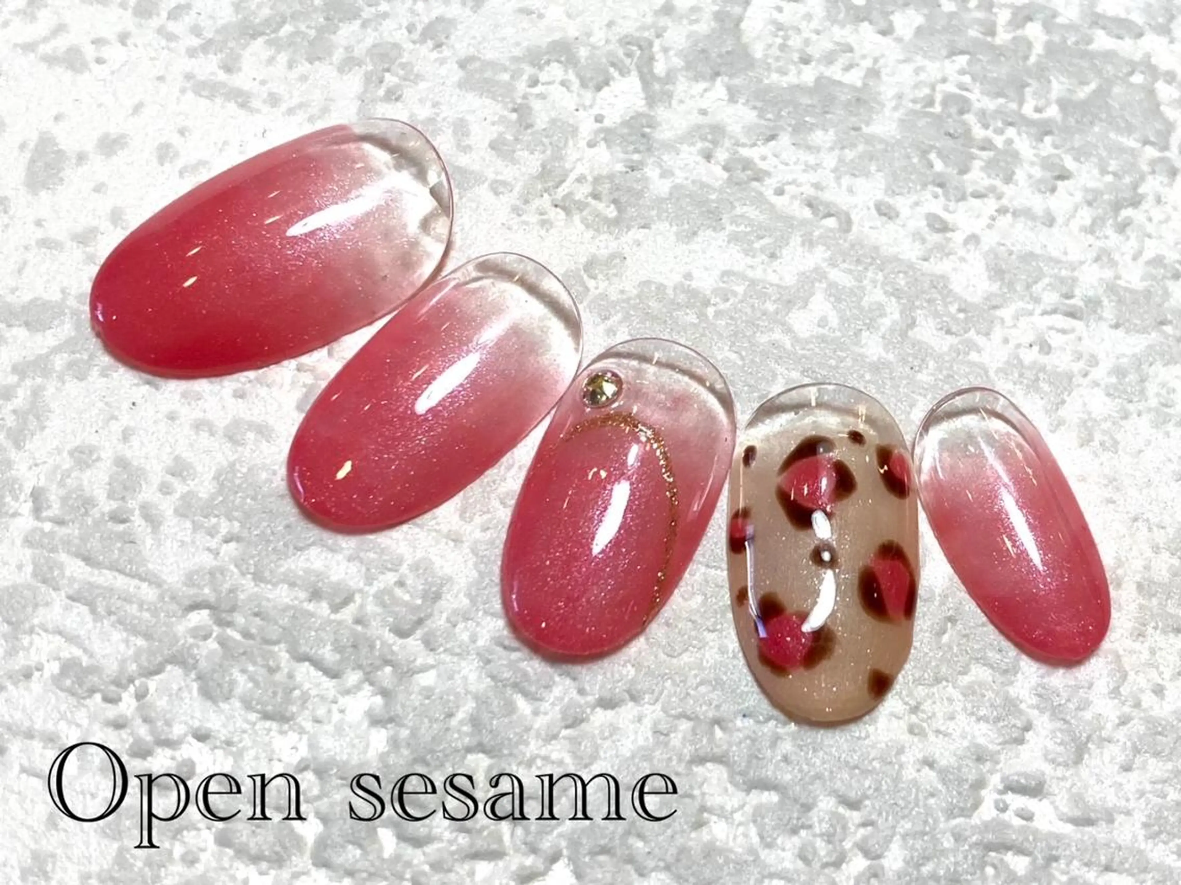 ネイル 遠藤 志乃のネイルデザイン