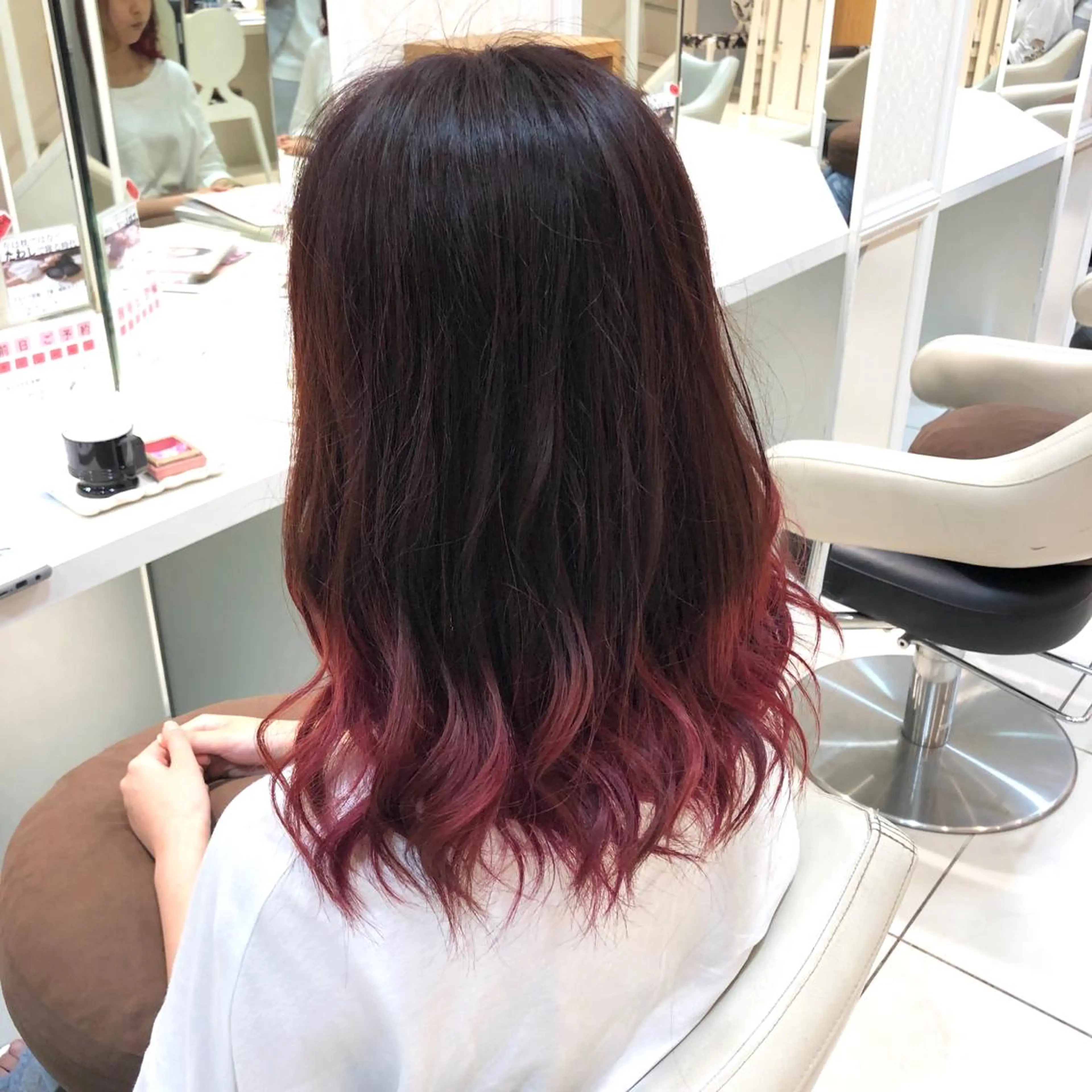 ロング カラー グラデーションカラー ピンクカラー ヘアカラー トリートメント 🌈ぷる艶カラー🌈 髪質改善👑柳沼尚貴のヘアスタイル