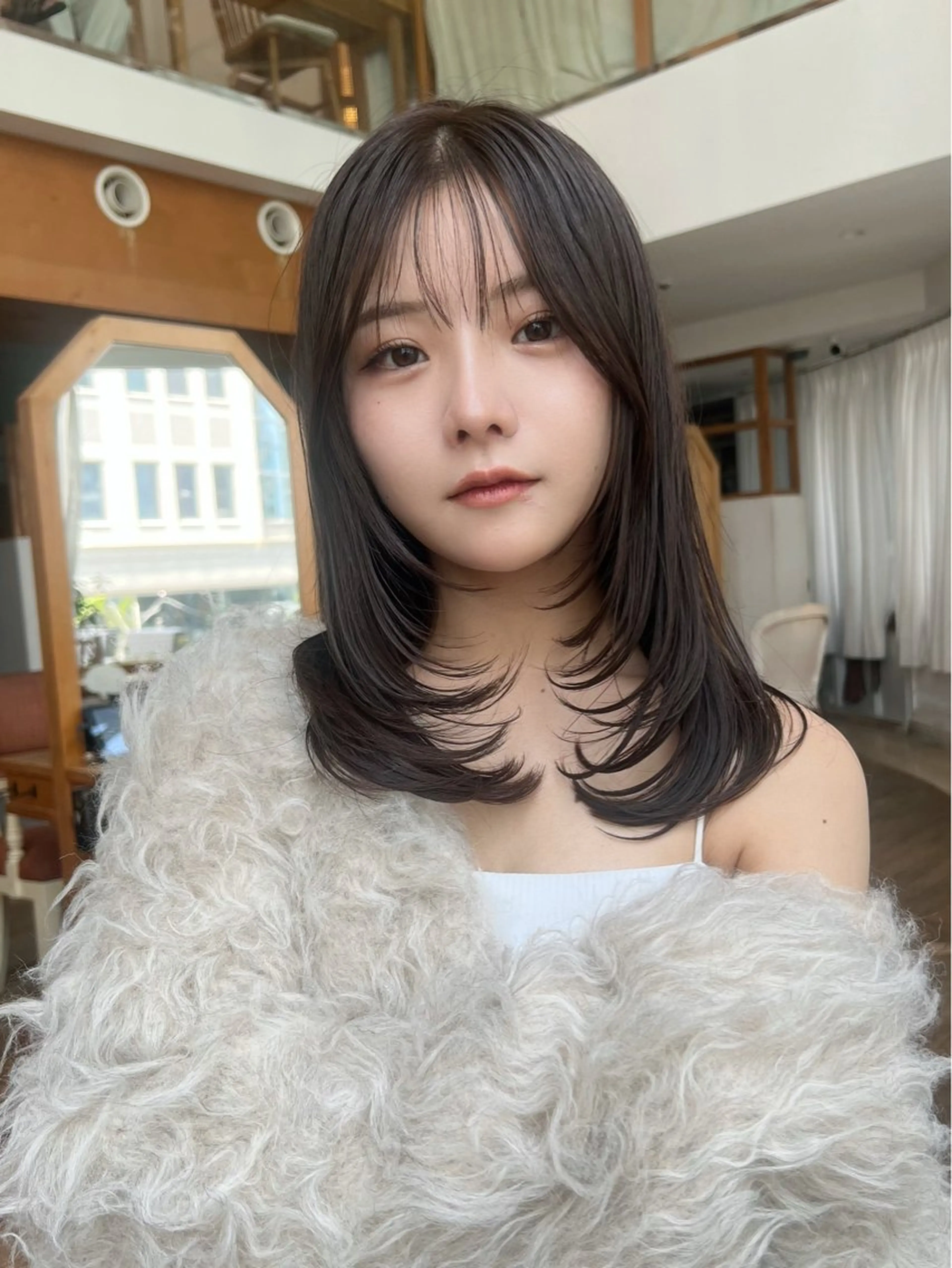 ミディアム カラー 伸ばしかけ レイヤーカット ヘアカラー 望月威吹/表参道/レ イヤー/似合わせのヘアスタイル